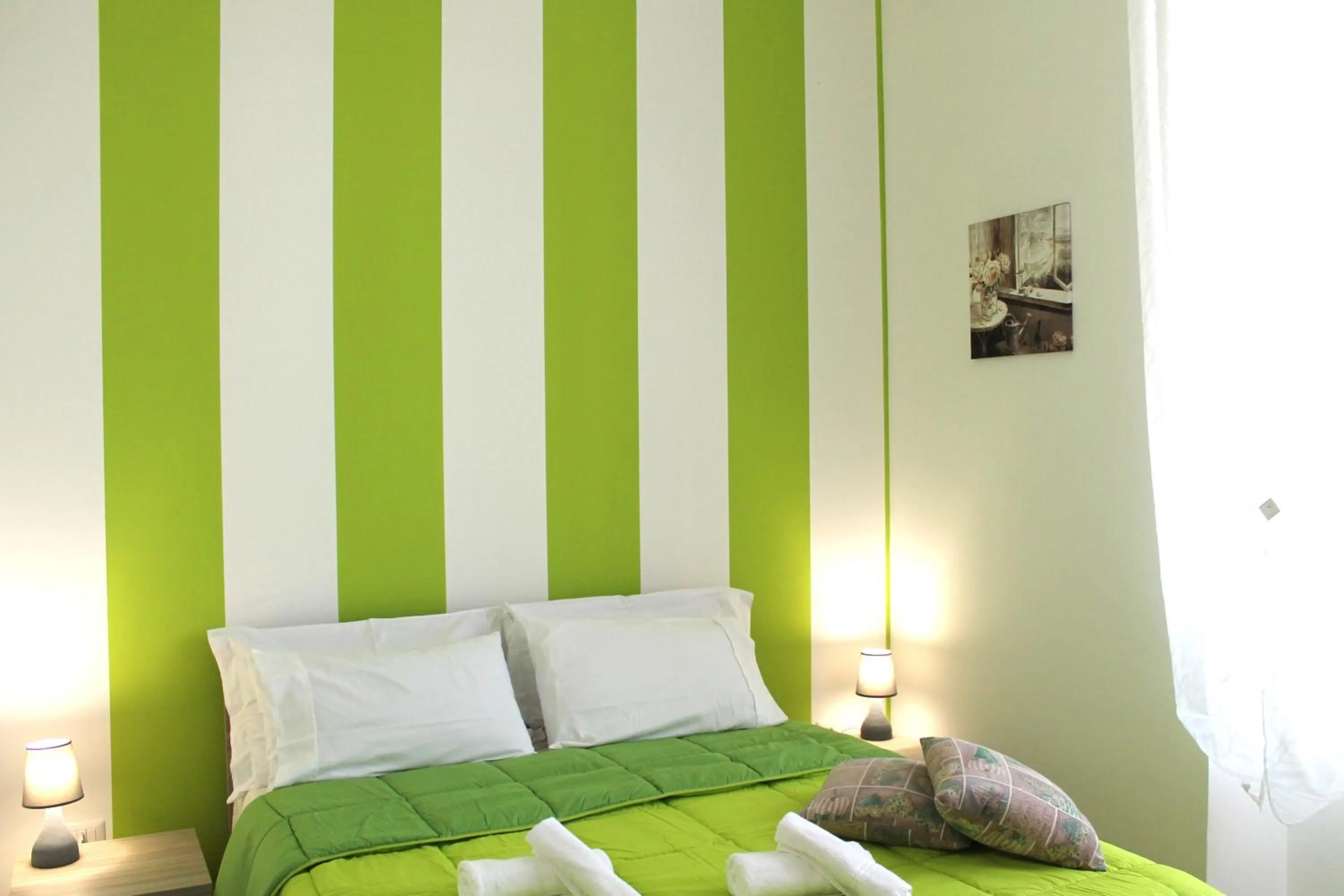 Bed in Le Mirage boutique II