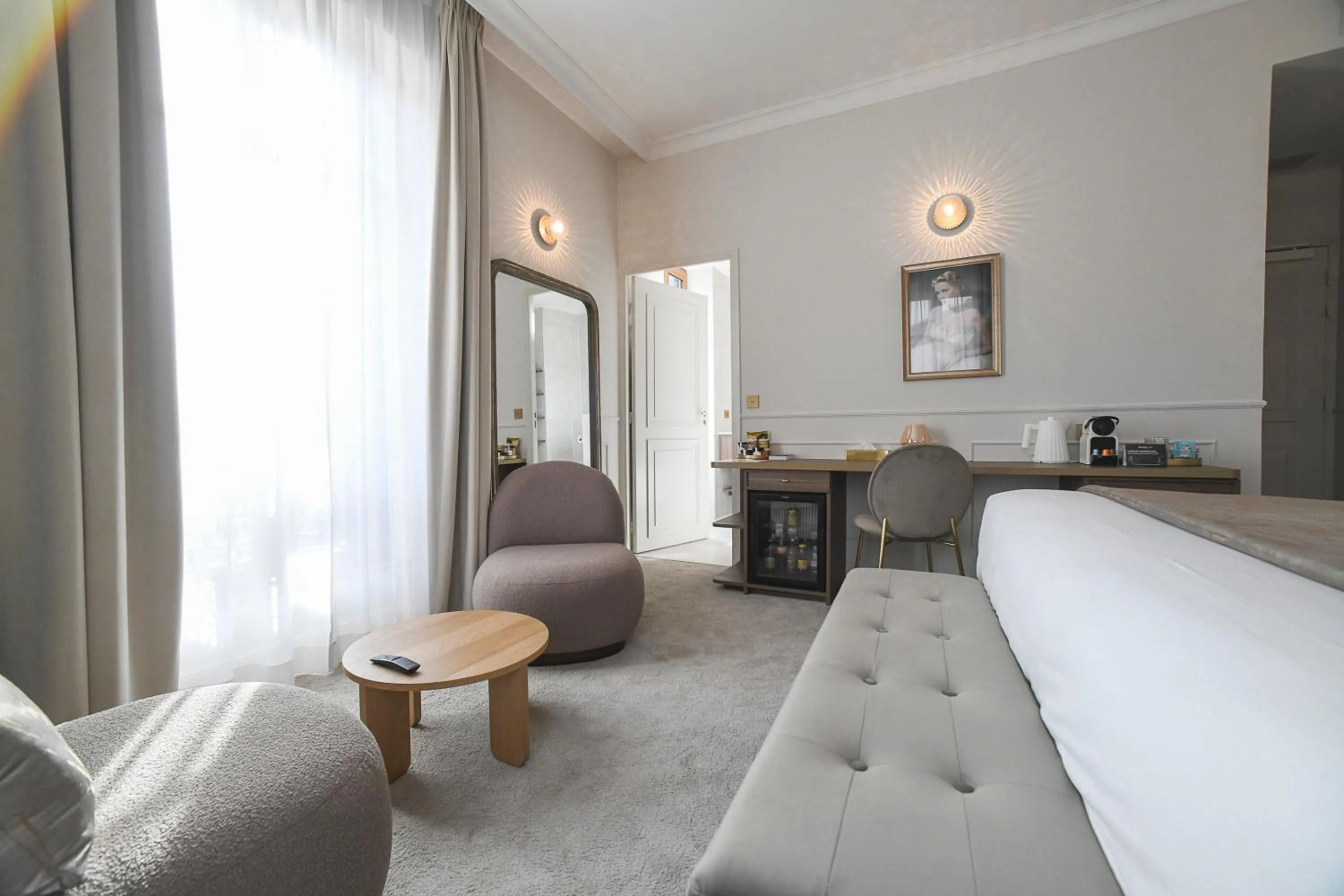 Bedroom in Grand Hôtel Du Parc - Teritoria