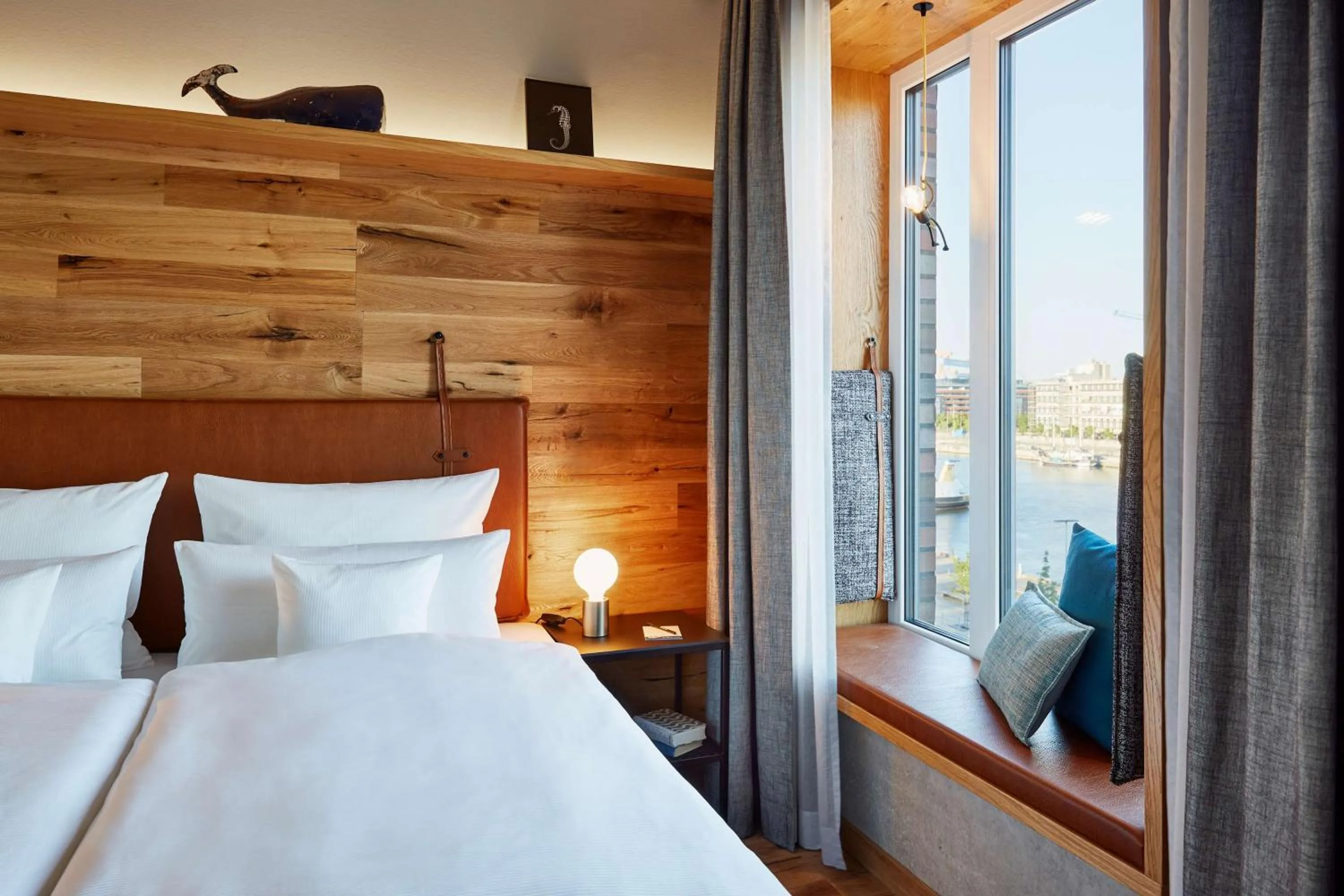 Bedroom, Bed in Me and All Hotel Kiel, by Hyatt