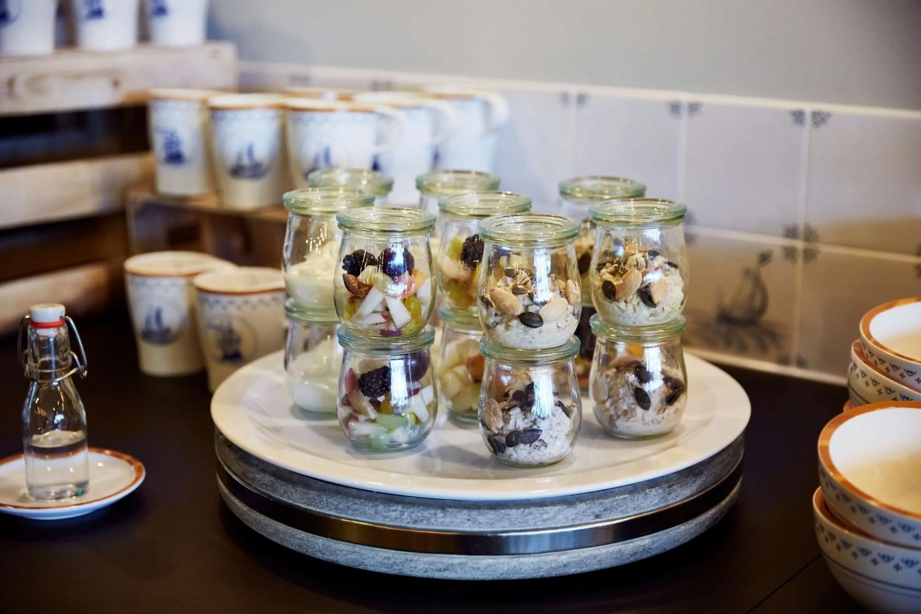 Restaurant/places to eat in Me and All Hotel Kiel, by Hyatt