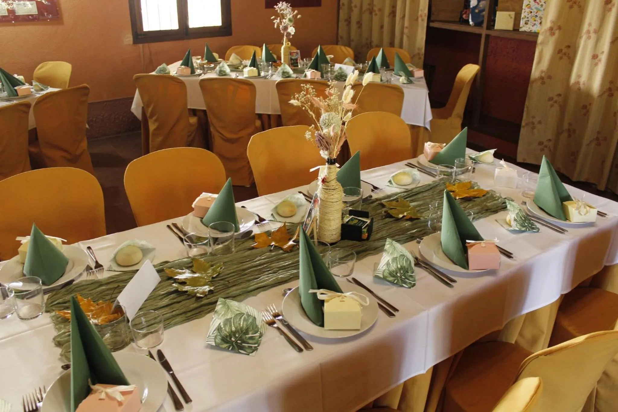 Restaurant/places to eat in Cortijo Molino los Justos