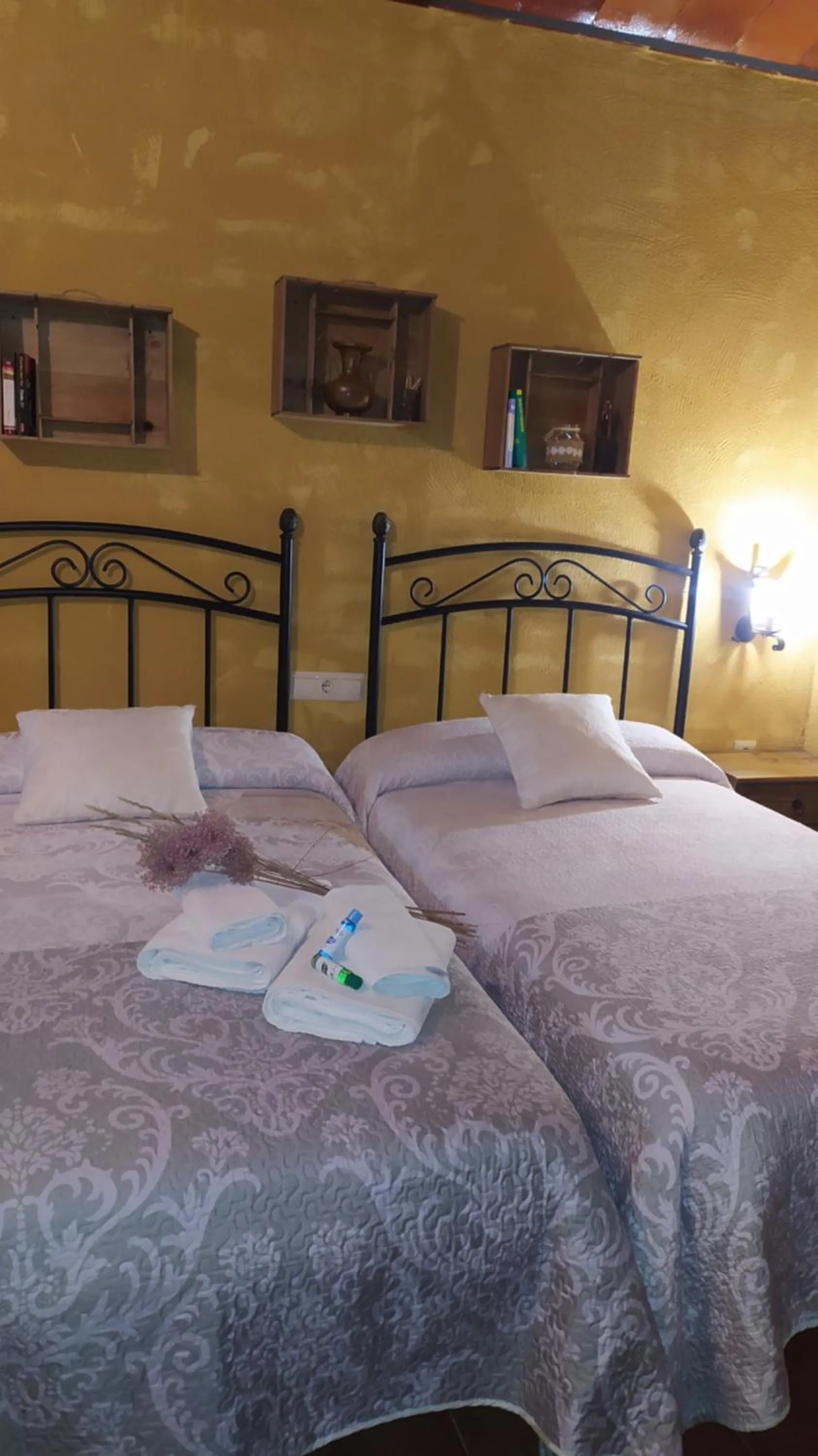 Bedroom, Bed in Cortijo Molino los Justos