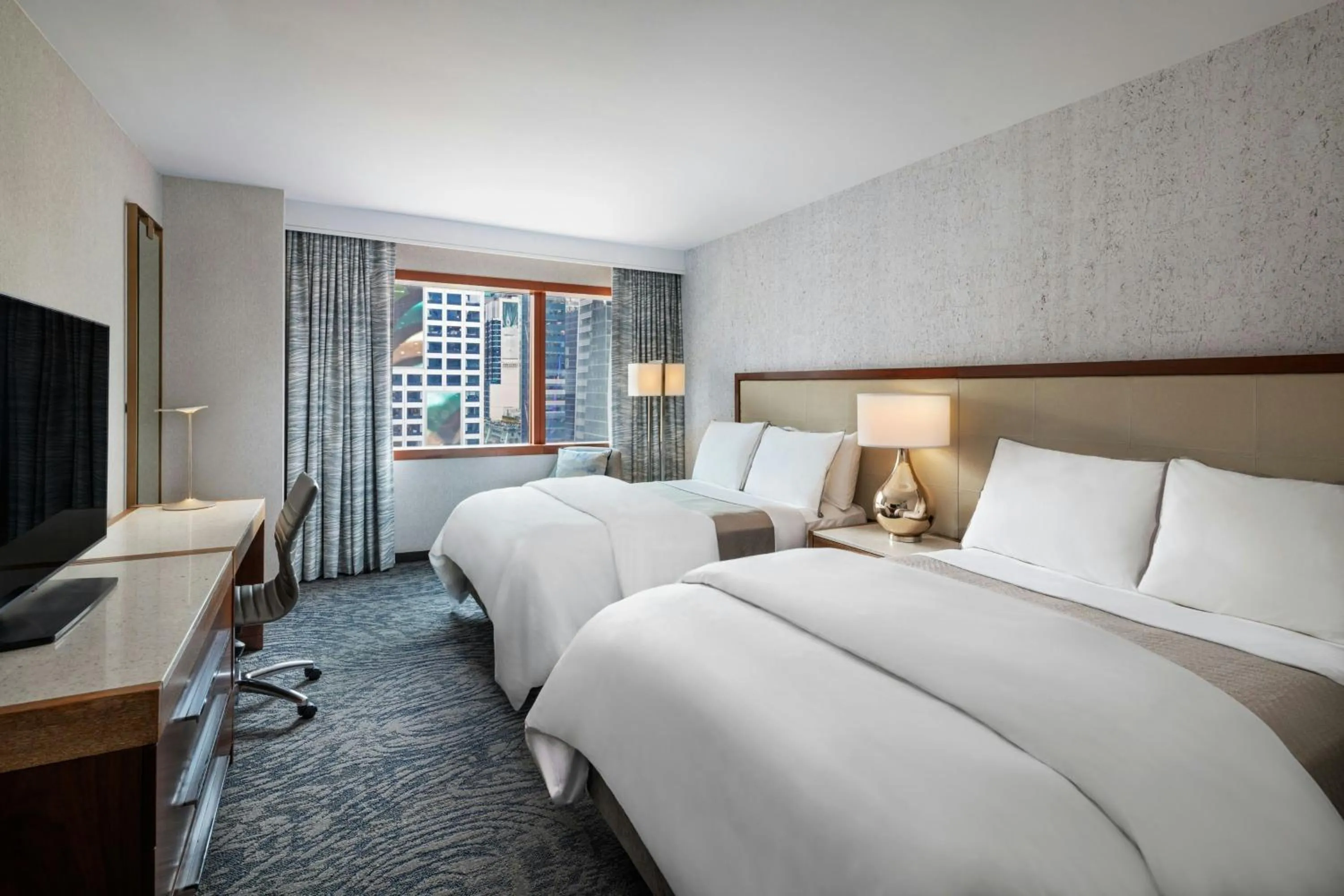 Photo of the whole room, Bed in The Westin New York at Times Square