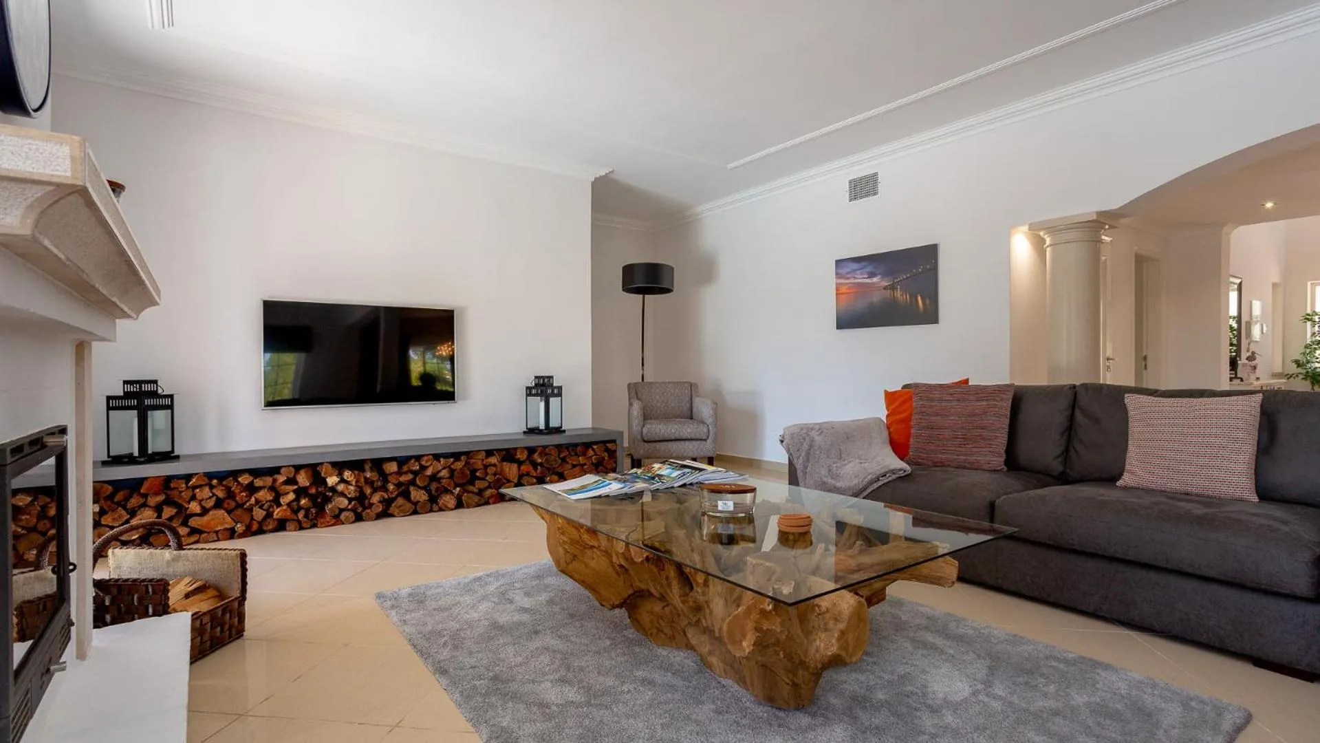 Communal lounge/ TV room in Villa Natura - Varandas do Lago