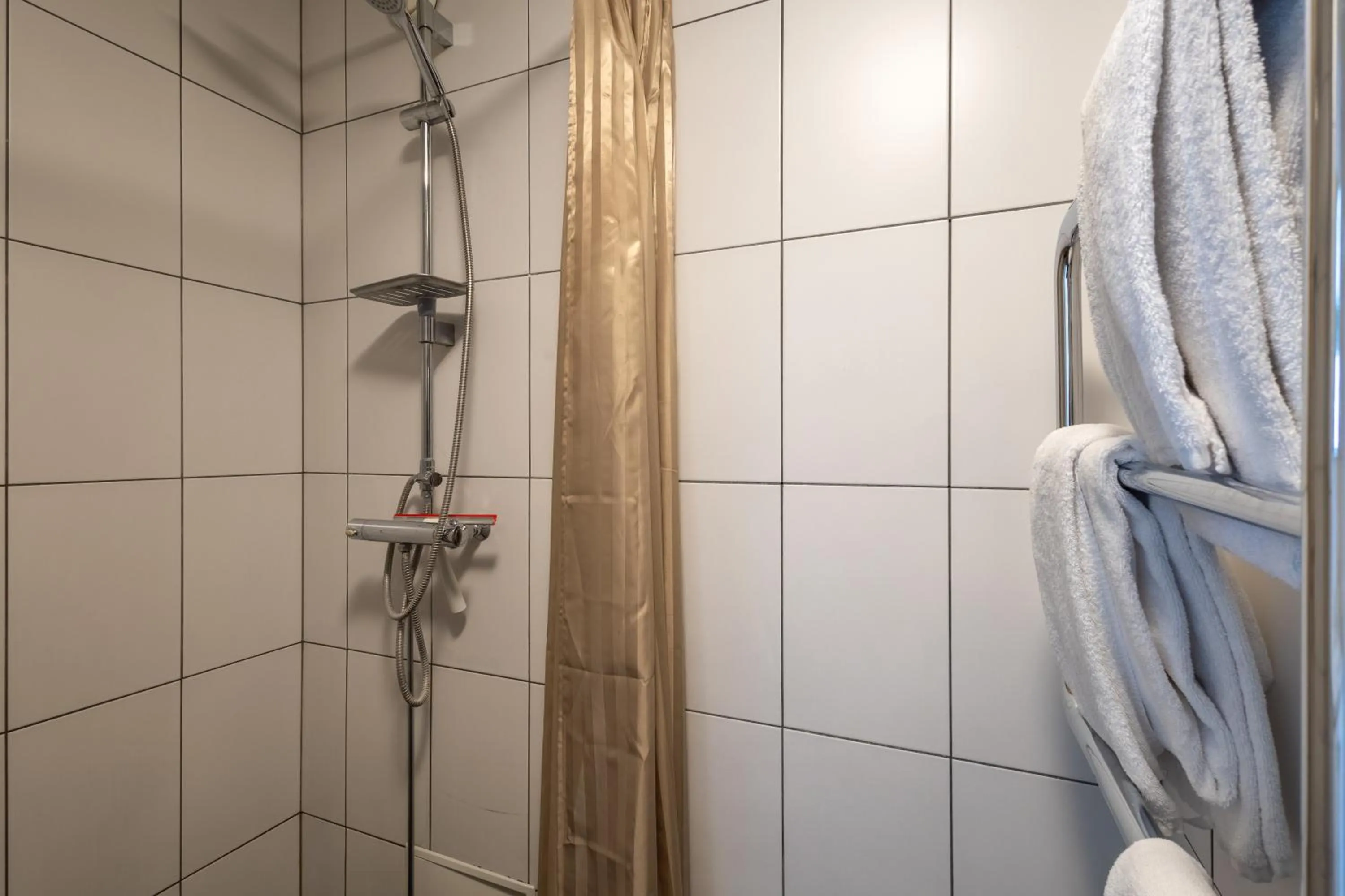 Shower in Halmstad Hotel Apartments