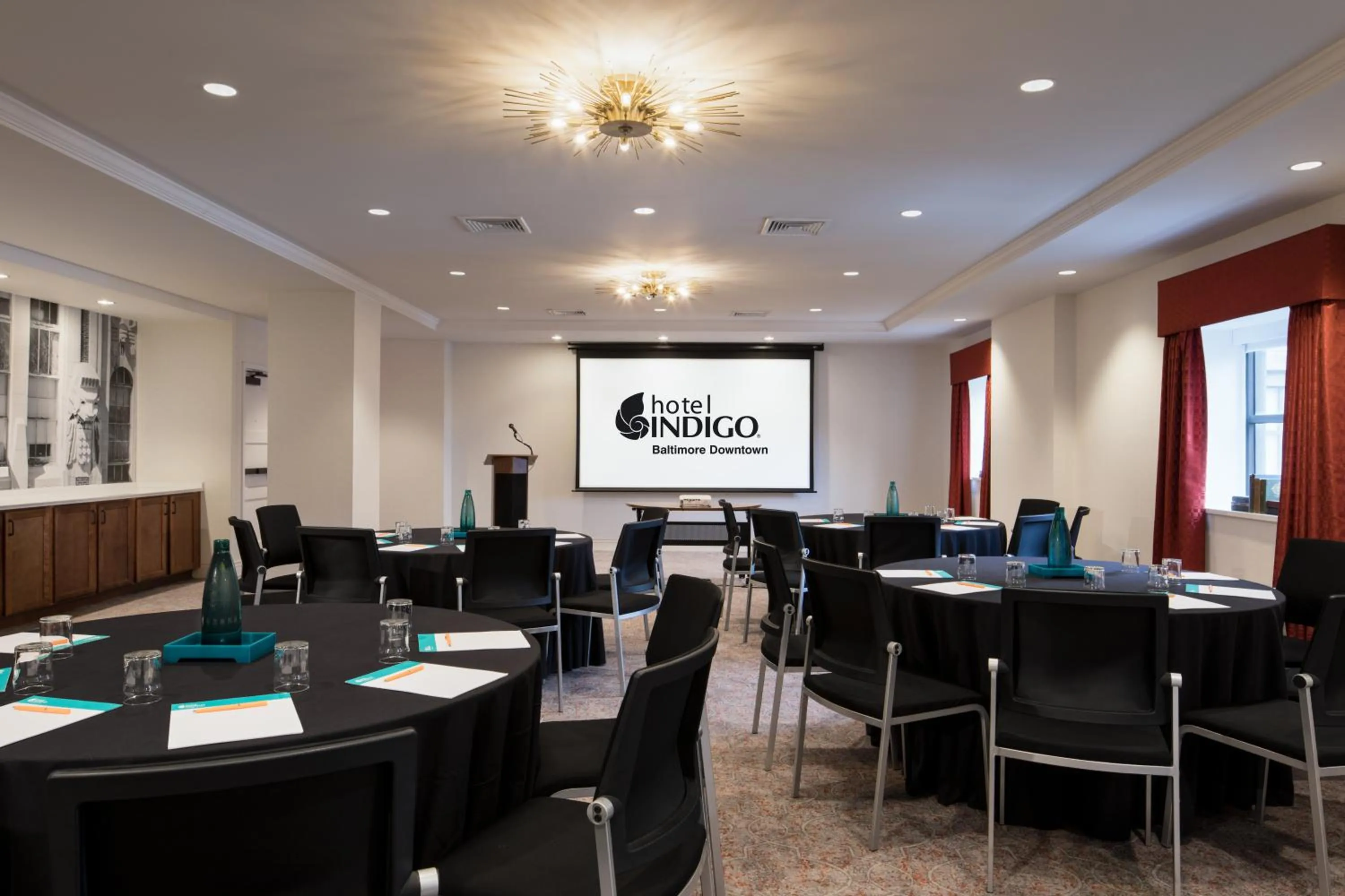 Meeting/conference room in Hotel Indigo Baltimore Downtown by IHG