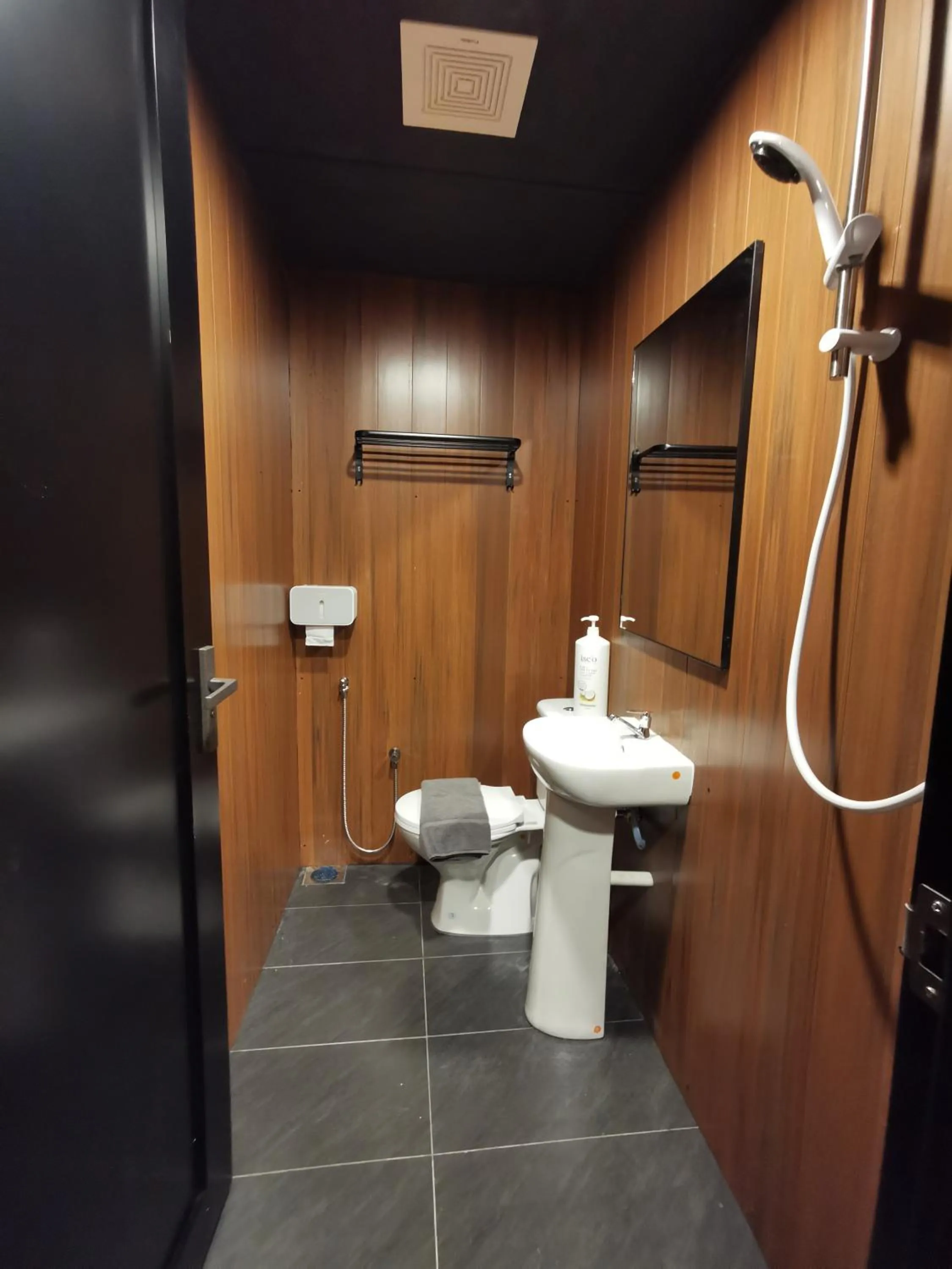 Tatami D'Tepi Laut - PANGKOR ISLAND