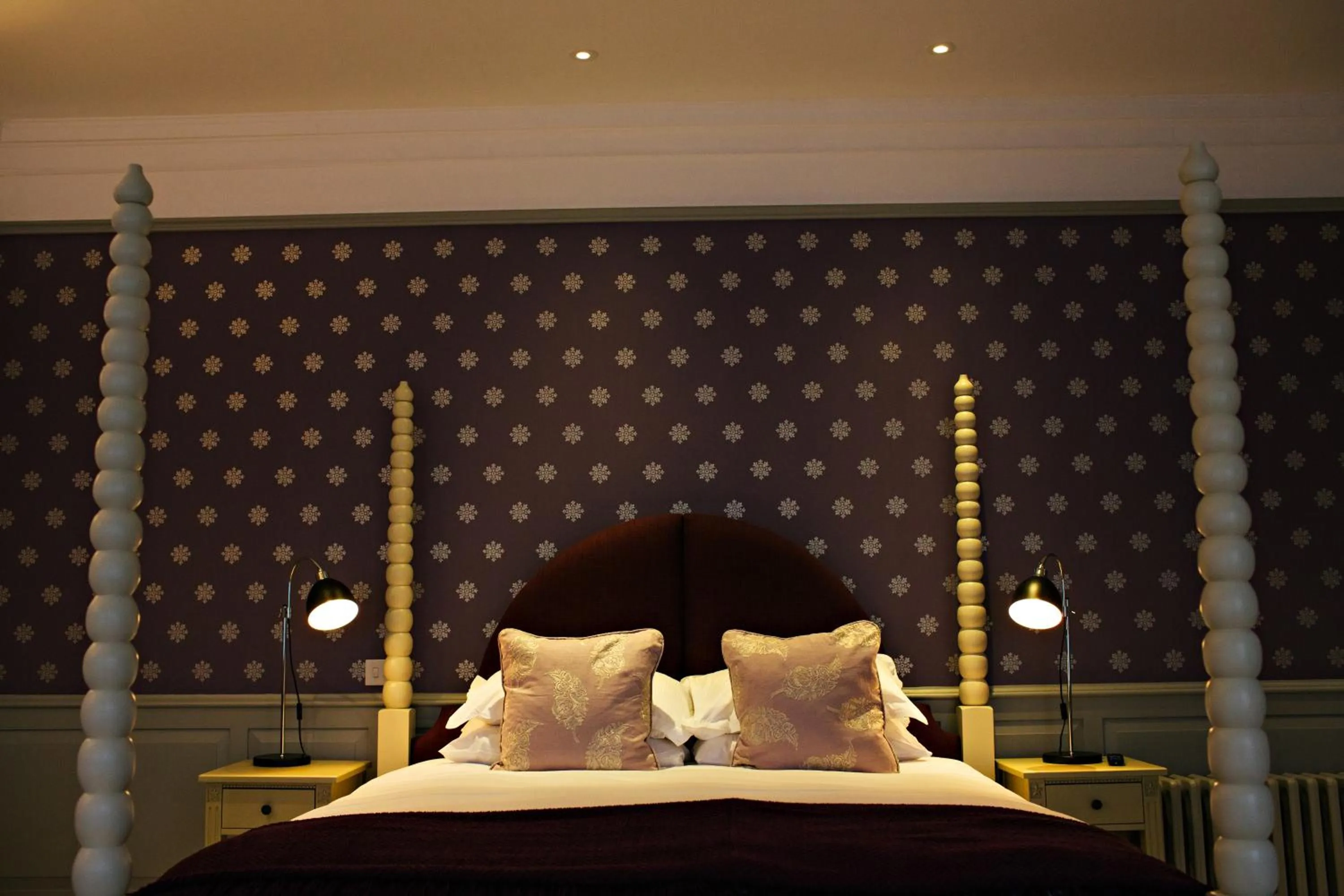 Decorative detail, Bed in Houndgate Townhouse