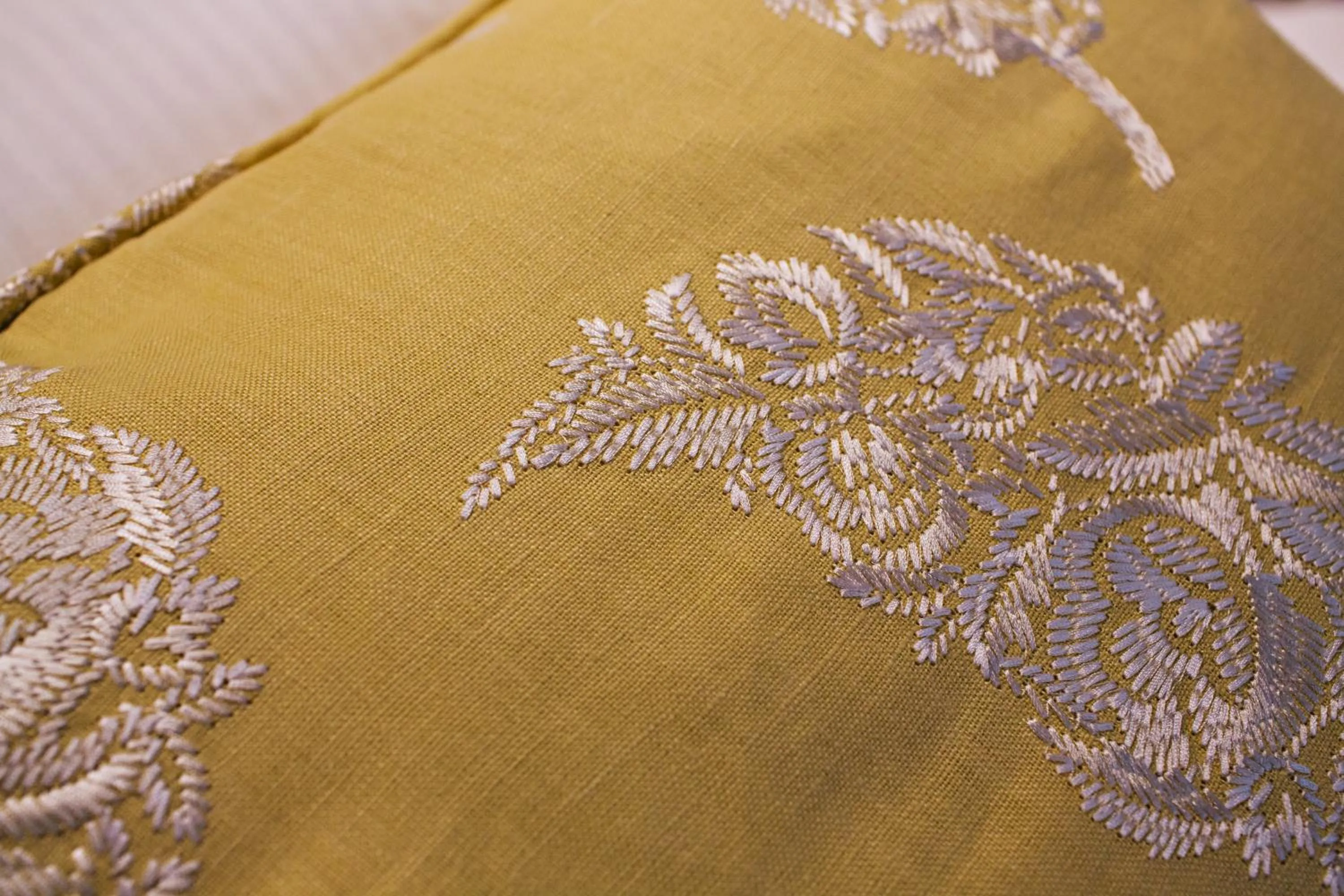 Decorative detail, Bed in Houndgate Townhouse