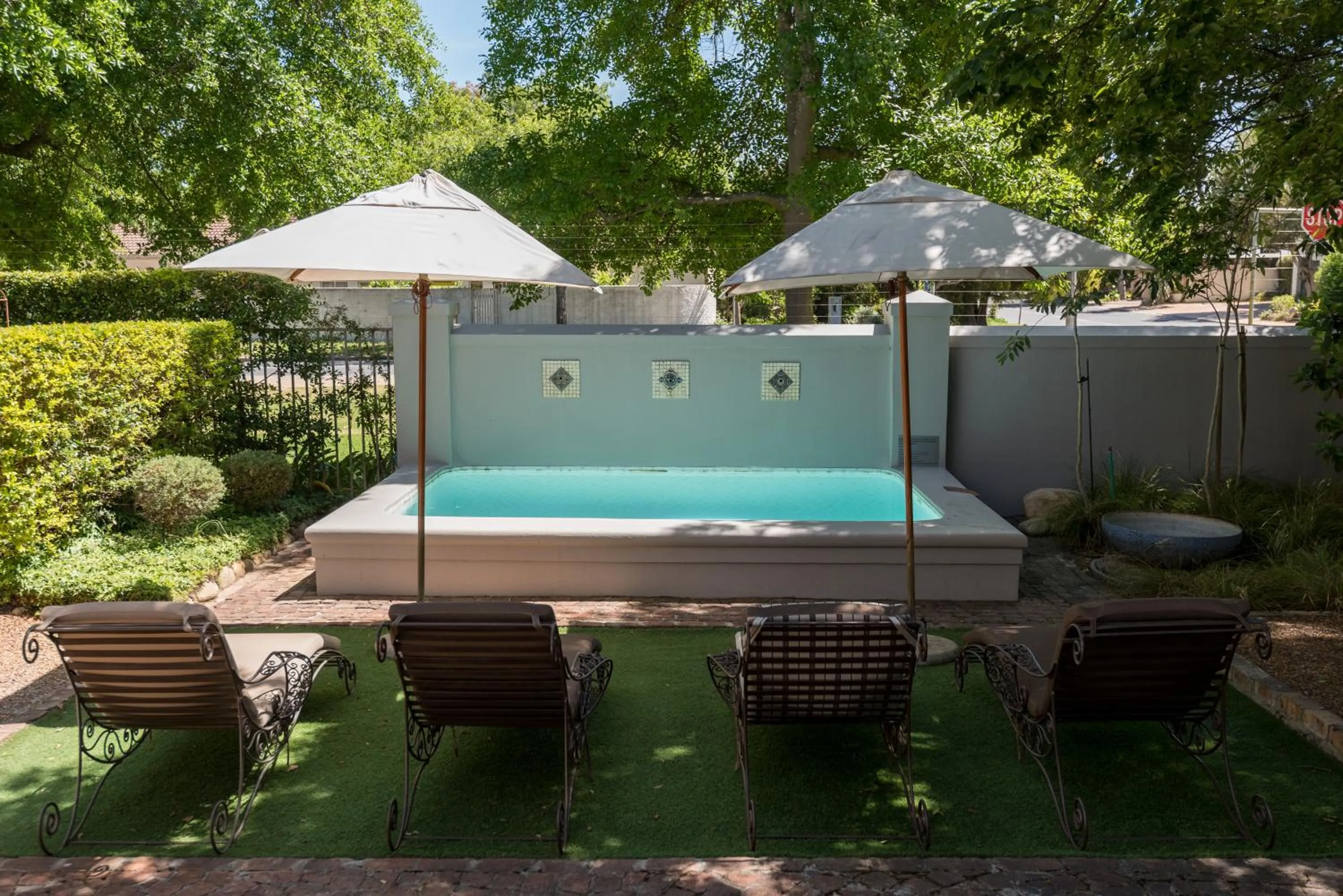 Pool view in Baruch Guest House Rhodes