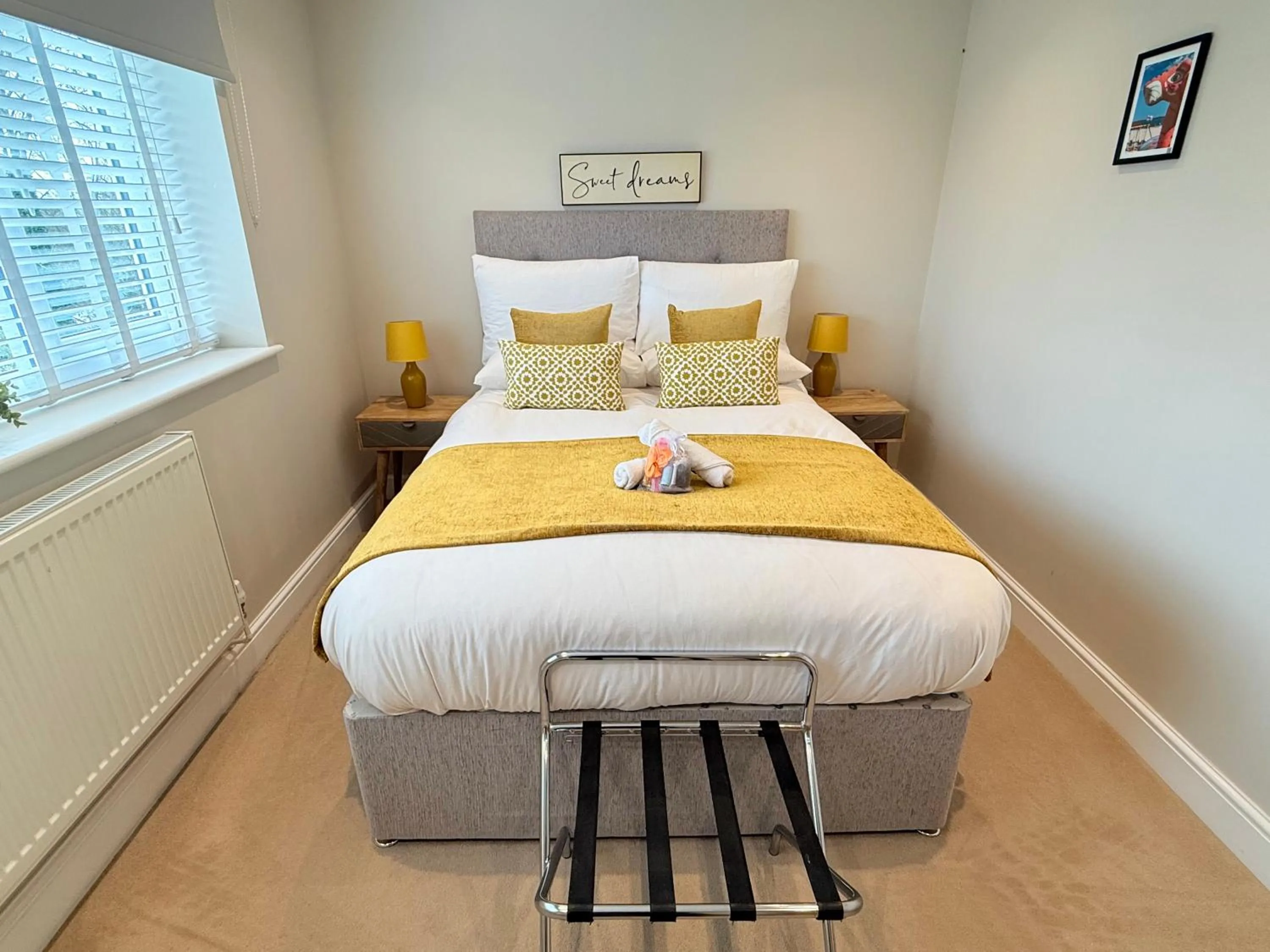 Bedroom, Bed in Margate Duplex with Private Terrace Air Conditioning The Duplex