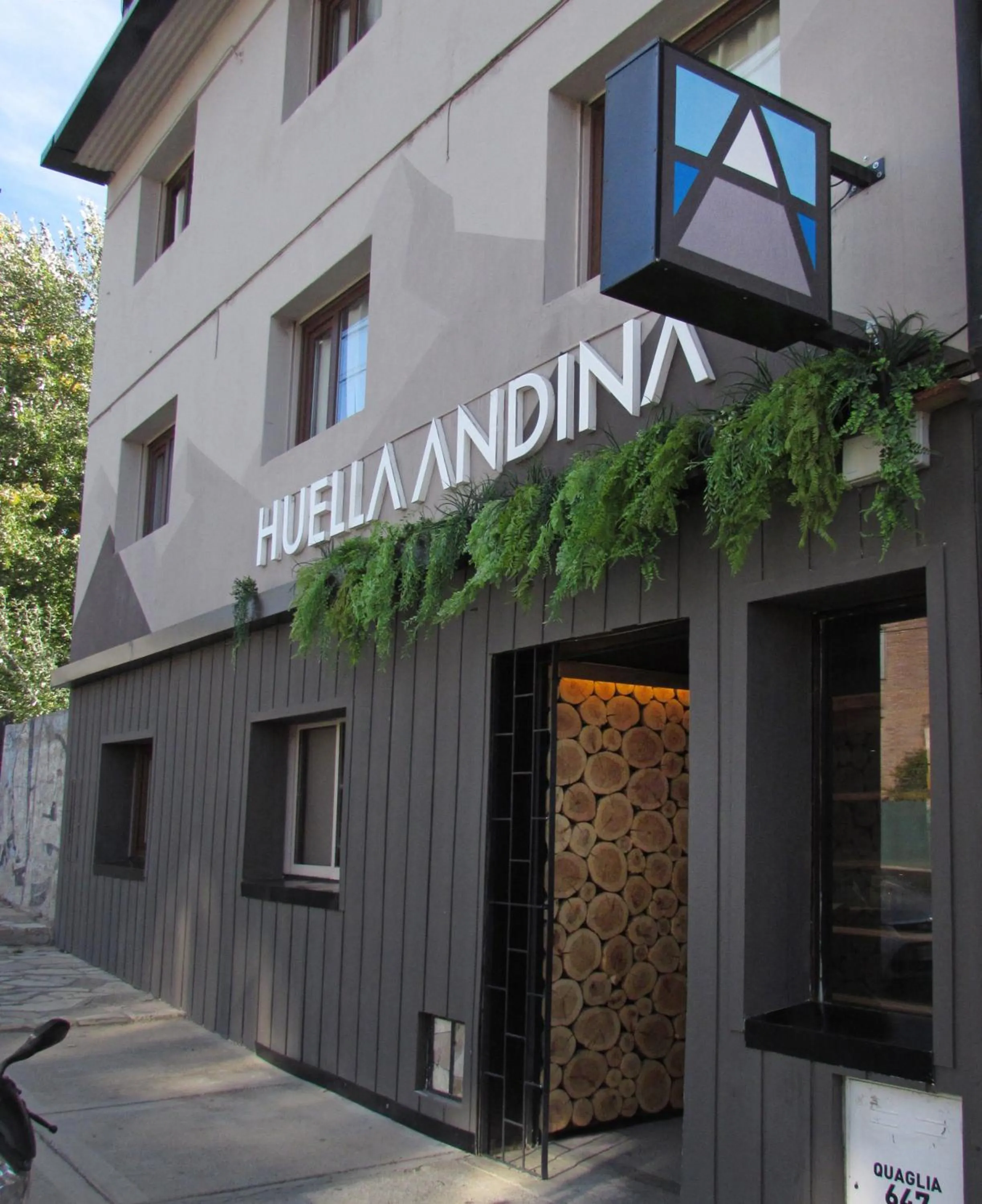 Property building in Huella Andina