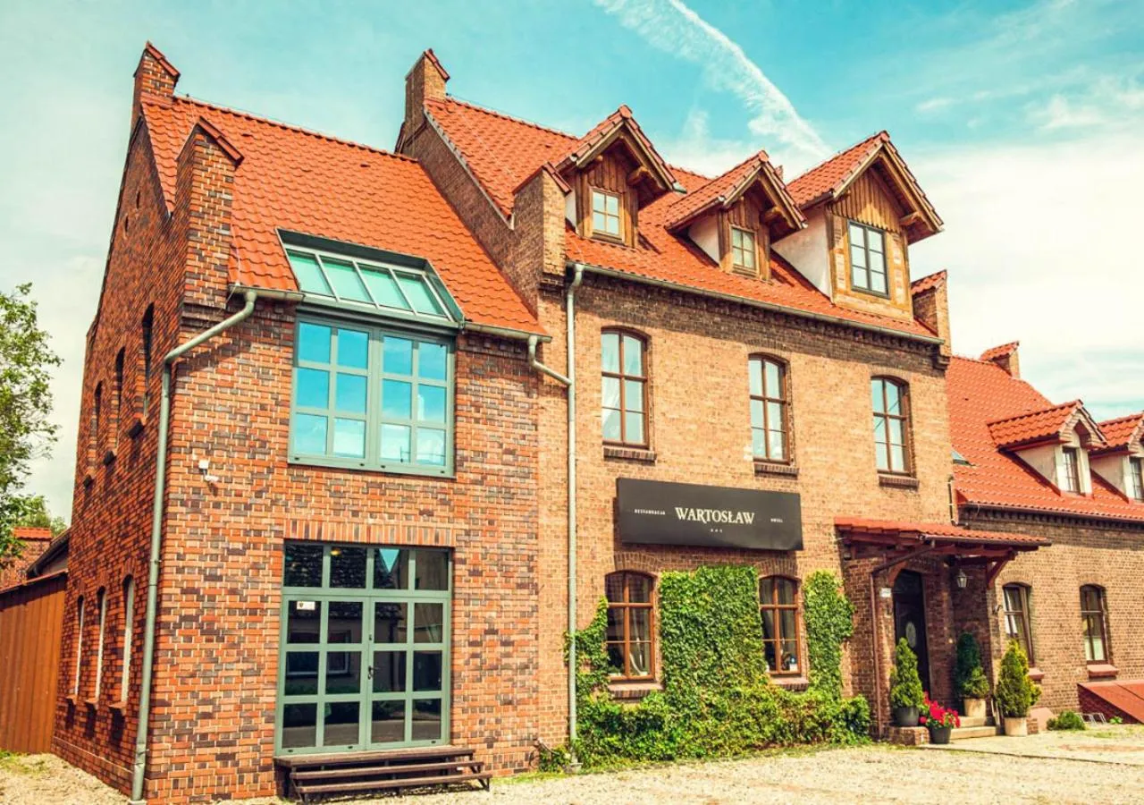 Property building in Hotel Wartosław