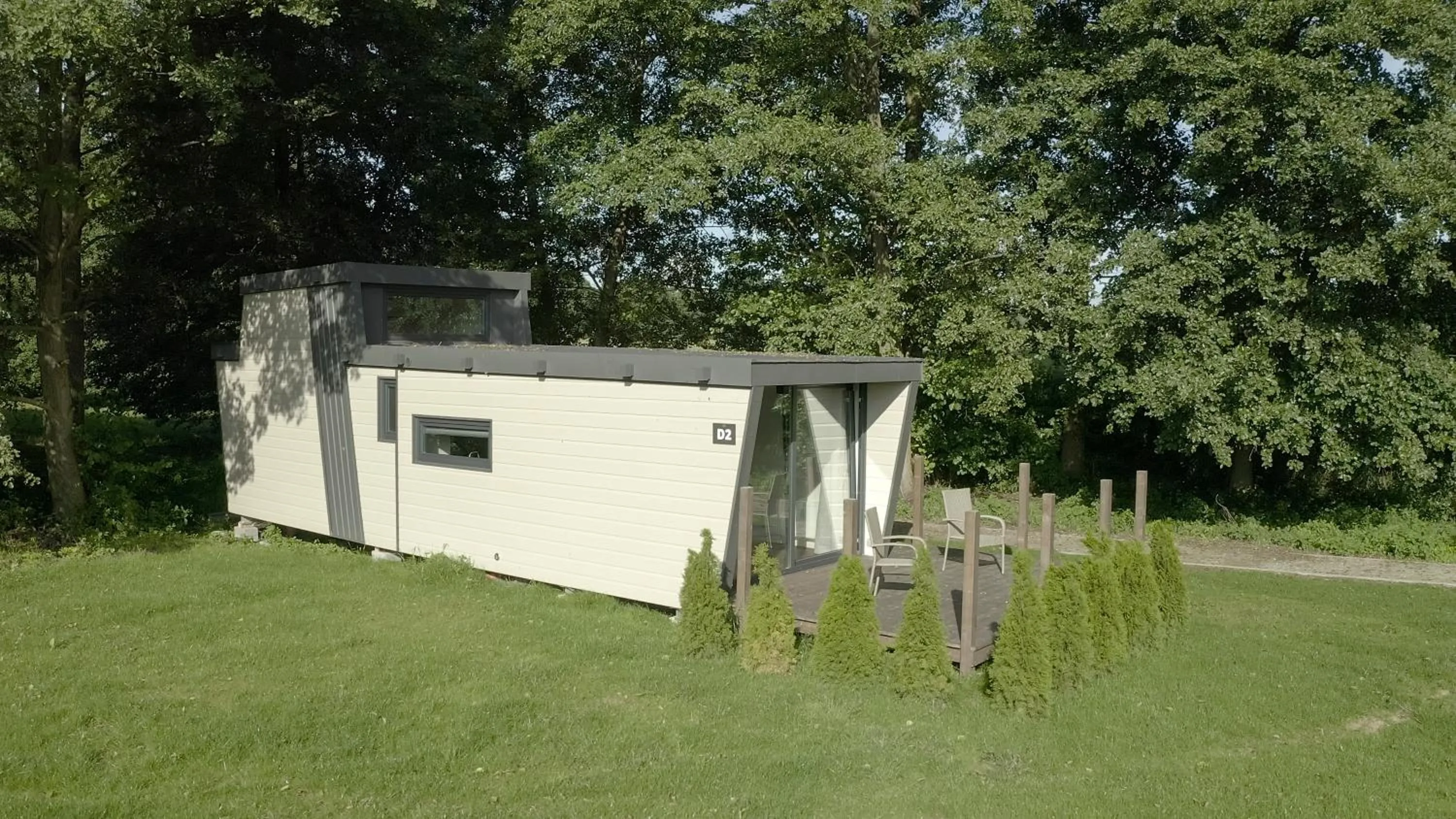 Property building in Hotel Wartosław