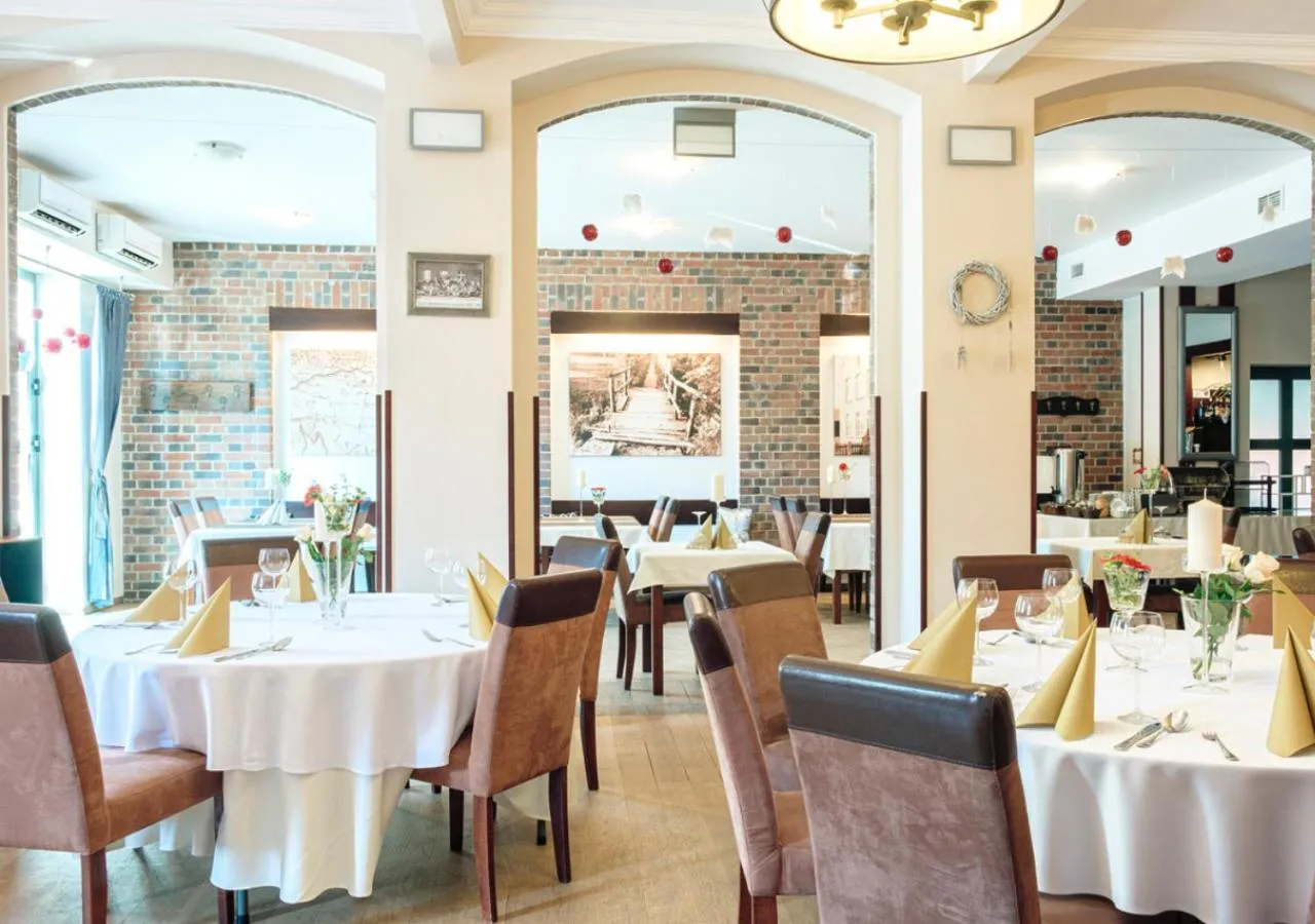 Restaurant/places to eat in Hotel Wartosław