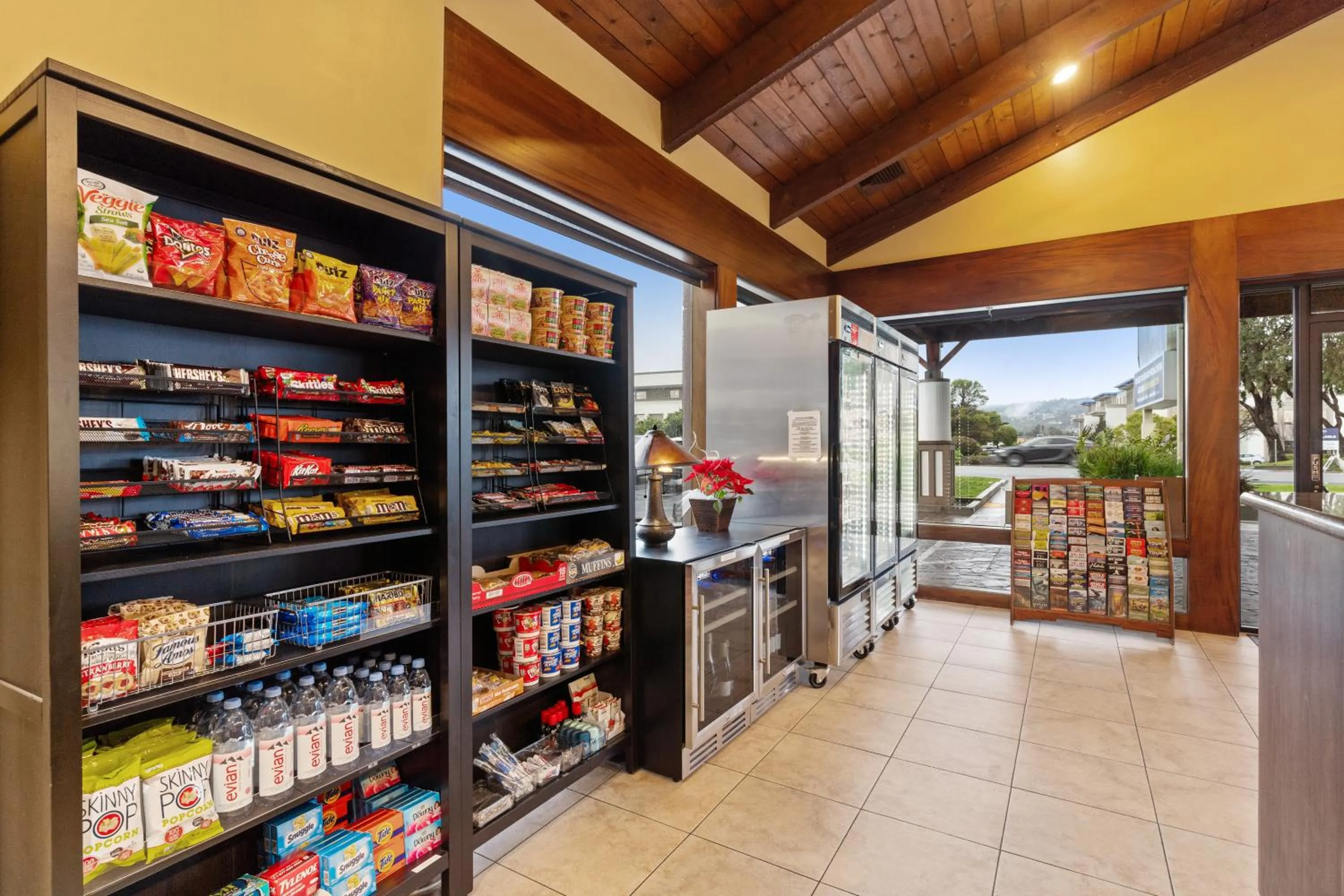 Food and drinks in Vagabond Inn Executive SFO