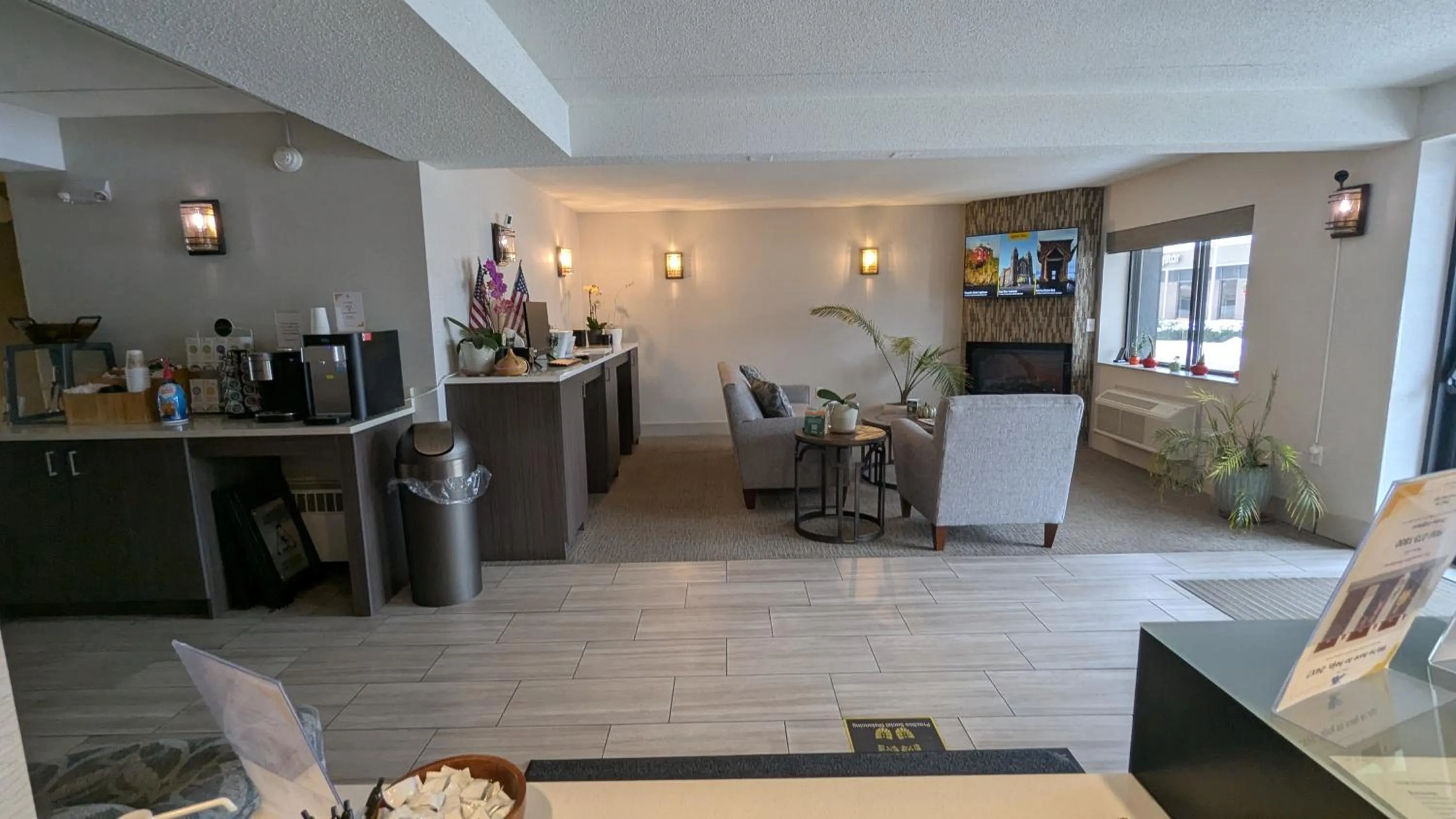 Coffee/tea facilities in Superior Stay Hotel