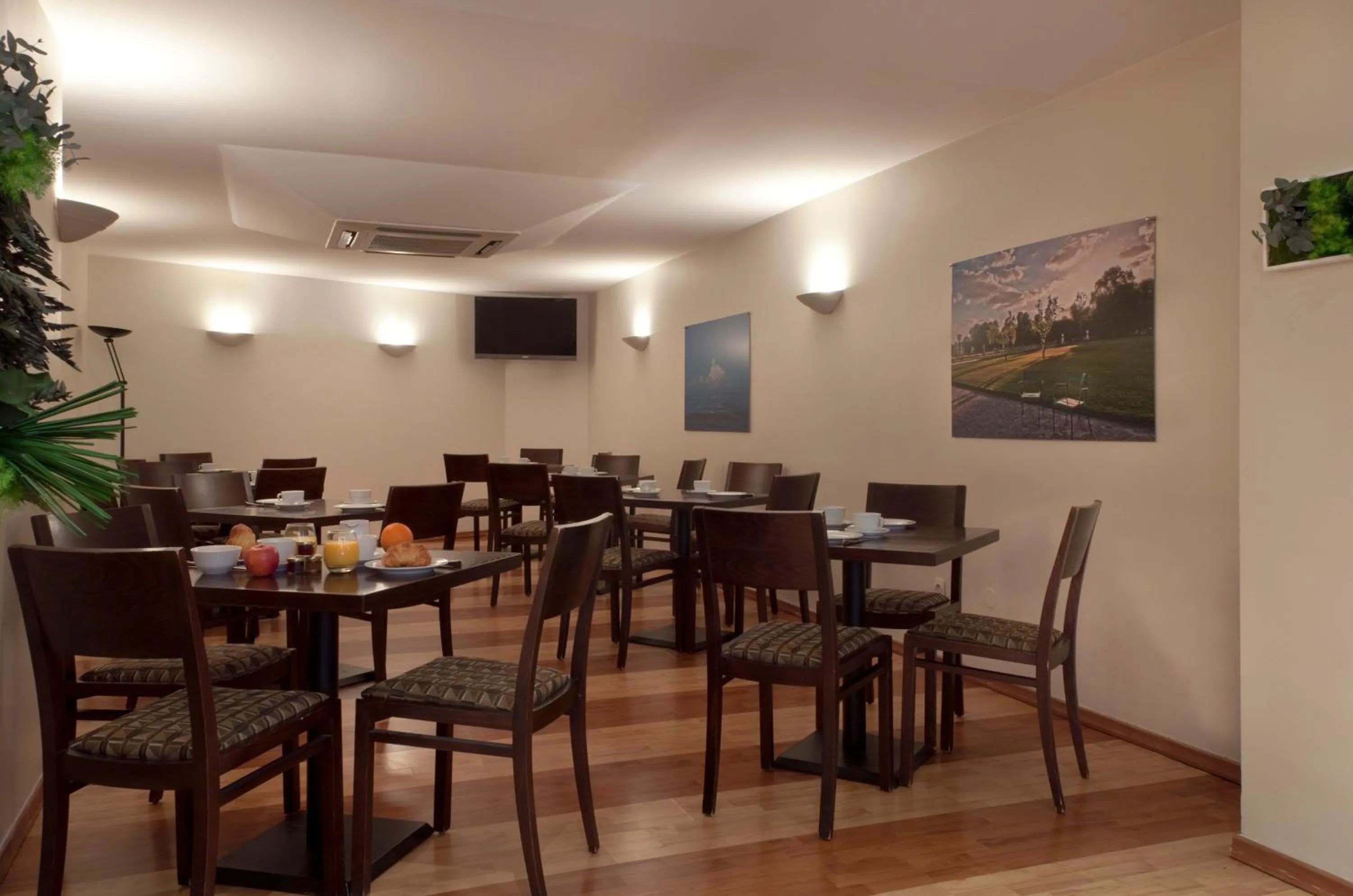 Restaurant/places to eat in Verlain