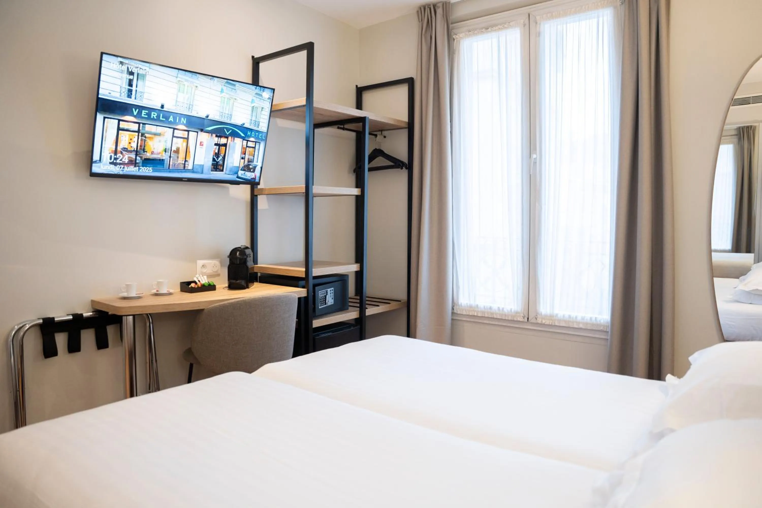 Bedroom, Bed in Verlain