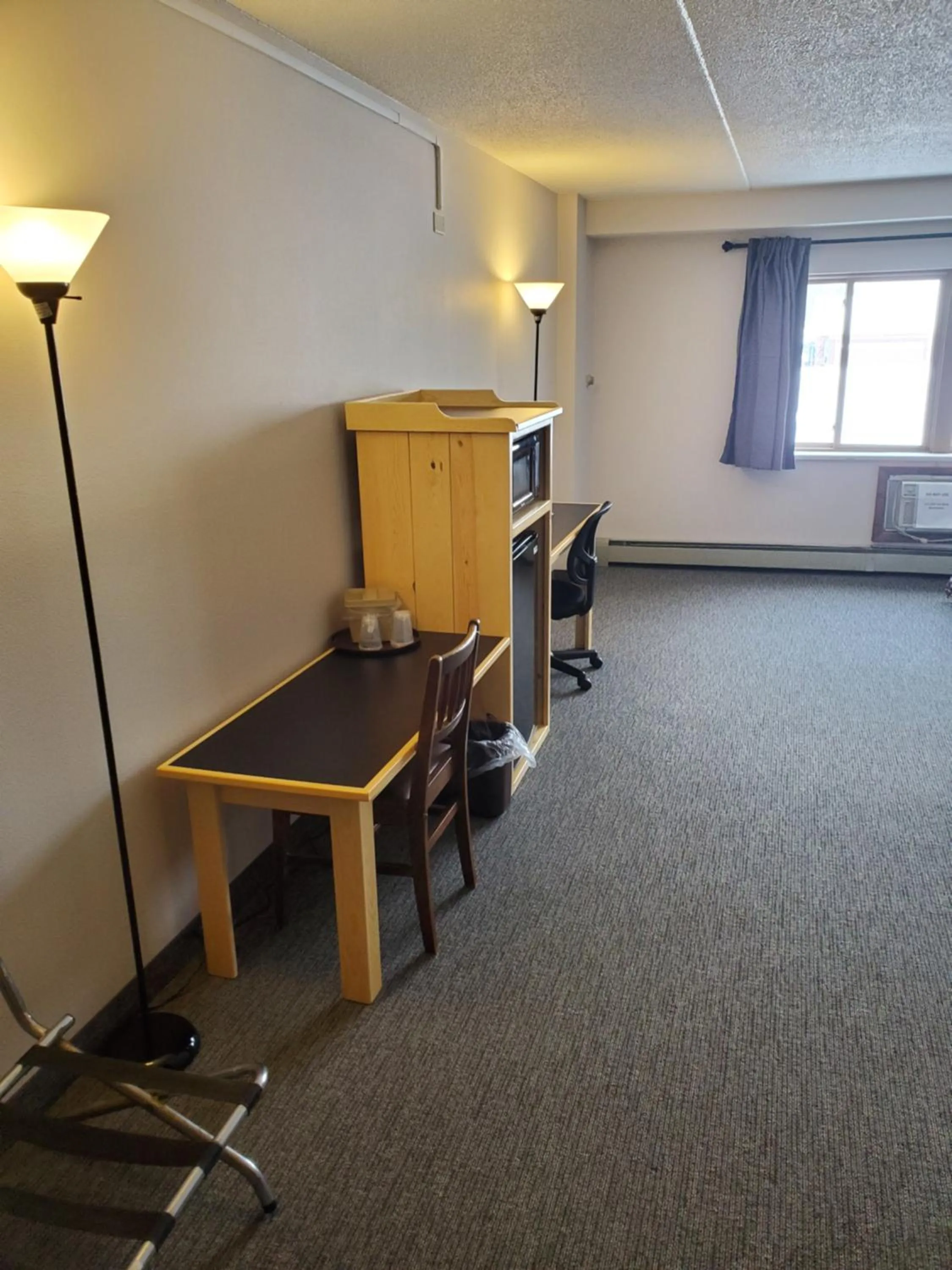 Photo of the whole room in Northern Lights Inn