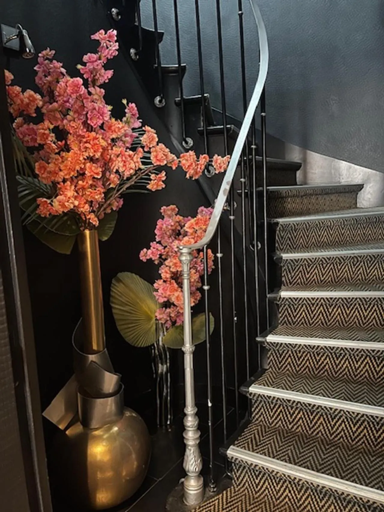 Property building in L'Adresse