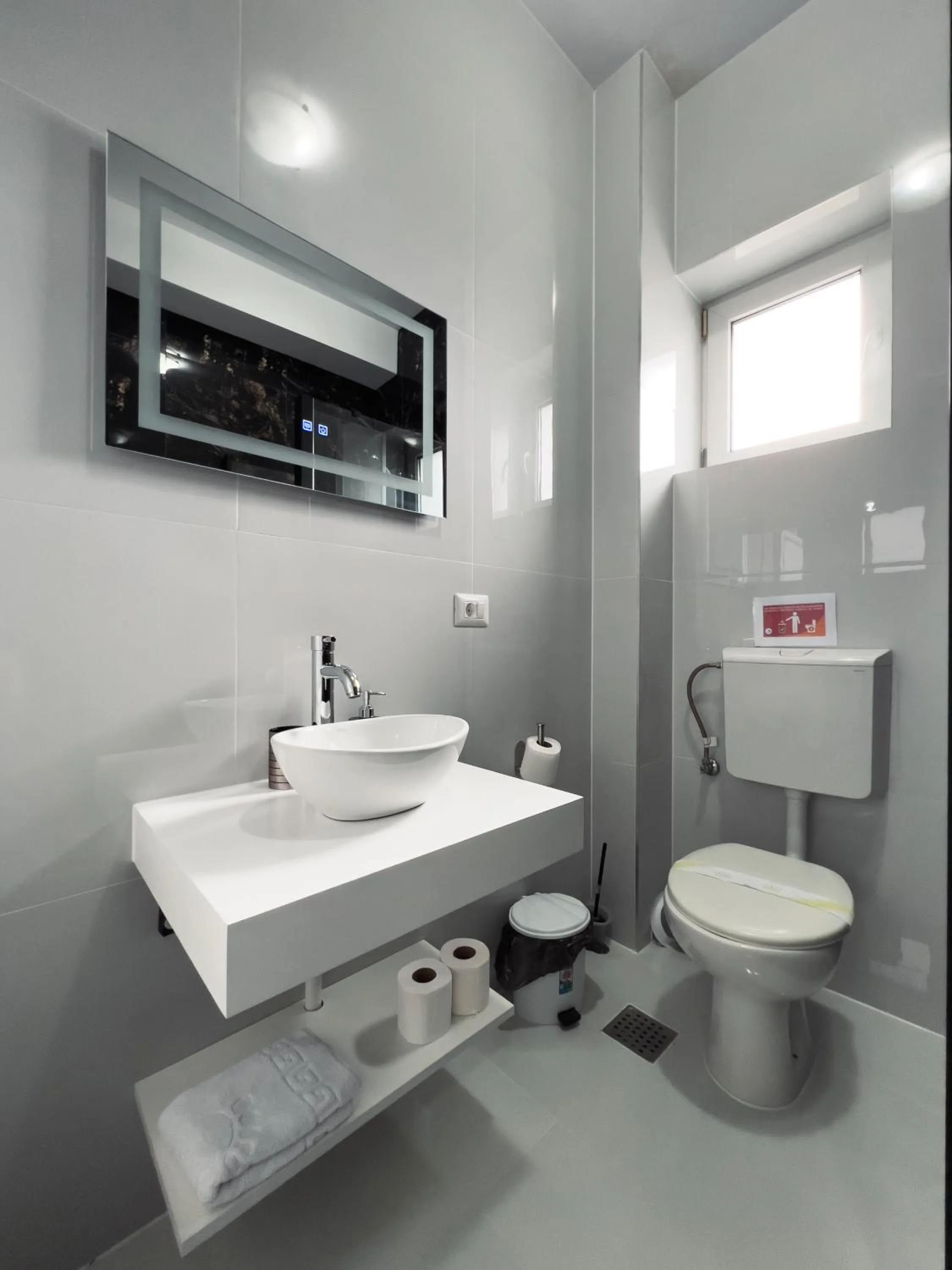 Toilet in Chalet 173