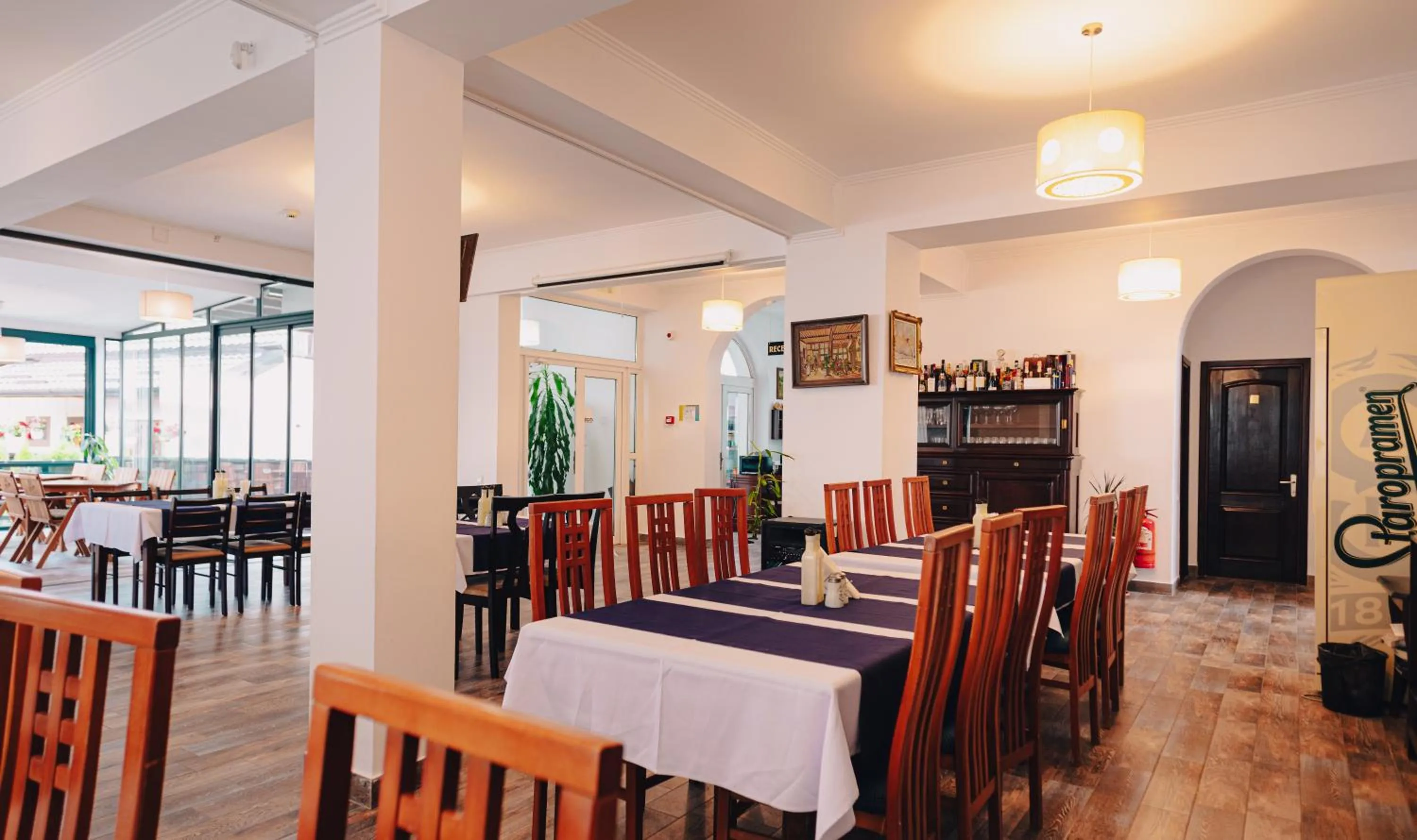 Restaurant/places to eat in Chalet 173