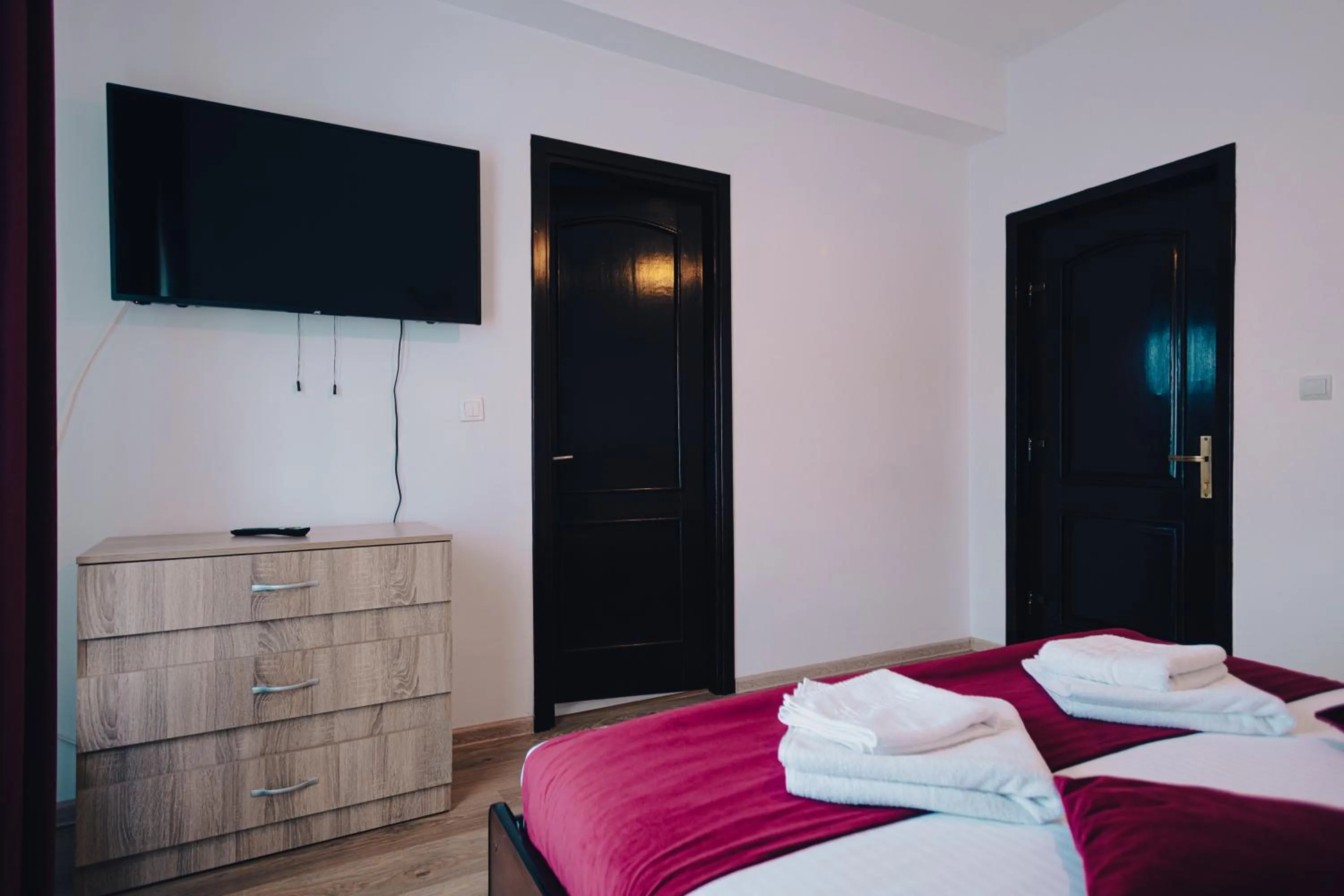 TV and multimedia, Bed in Chalet 173