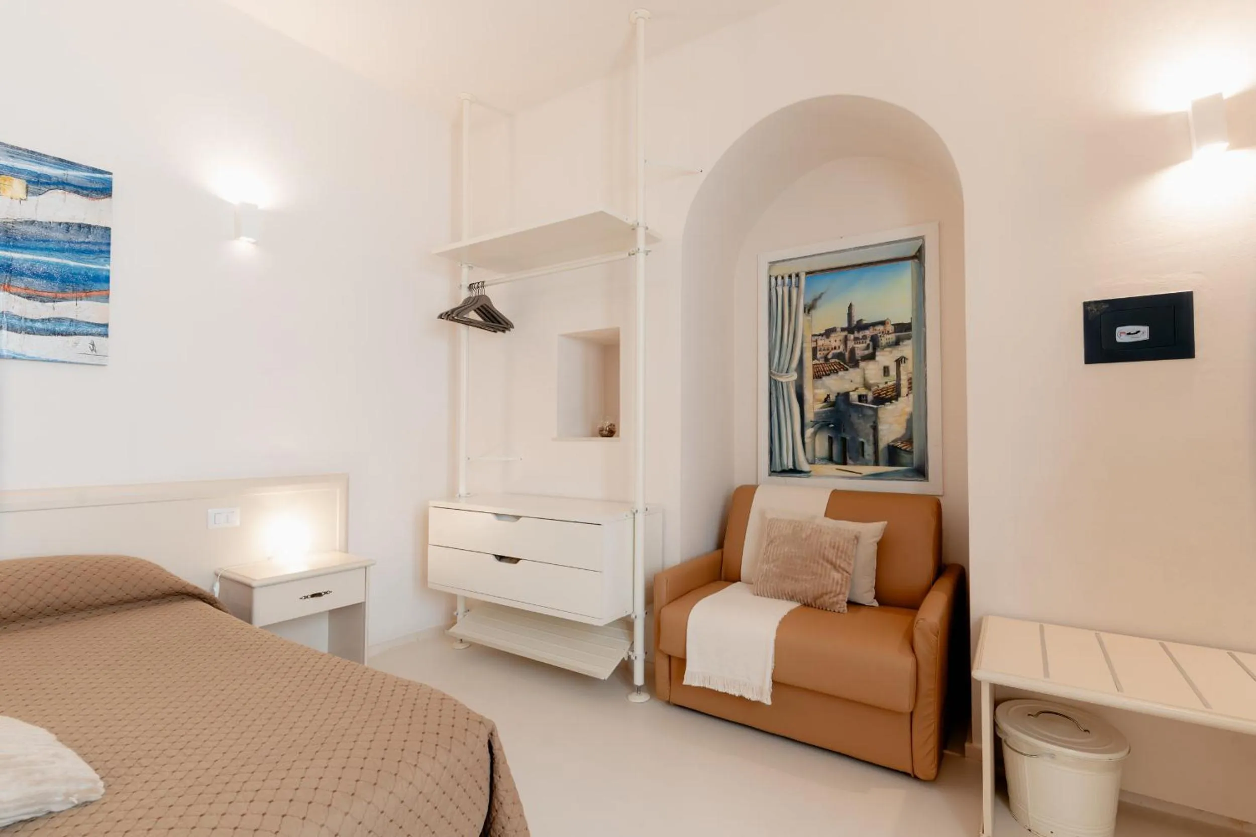 wardrobe, Bed in Il Belvedere