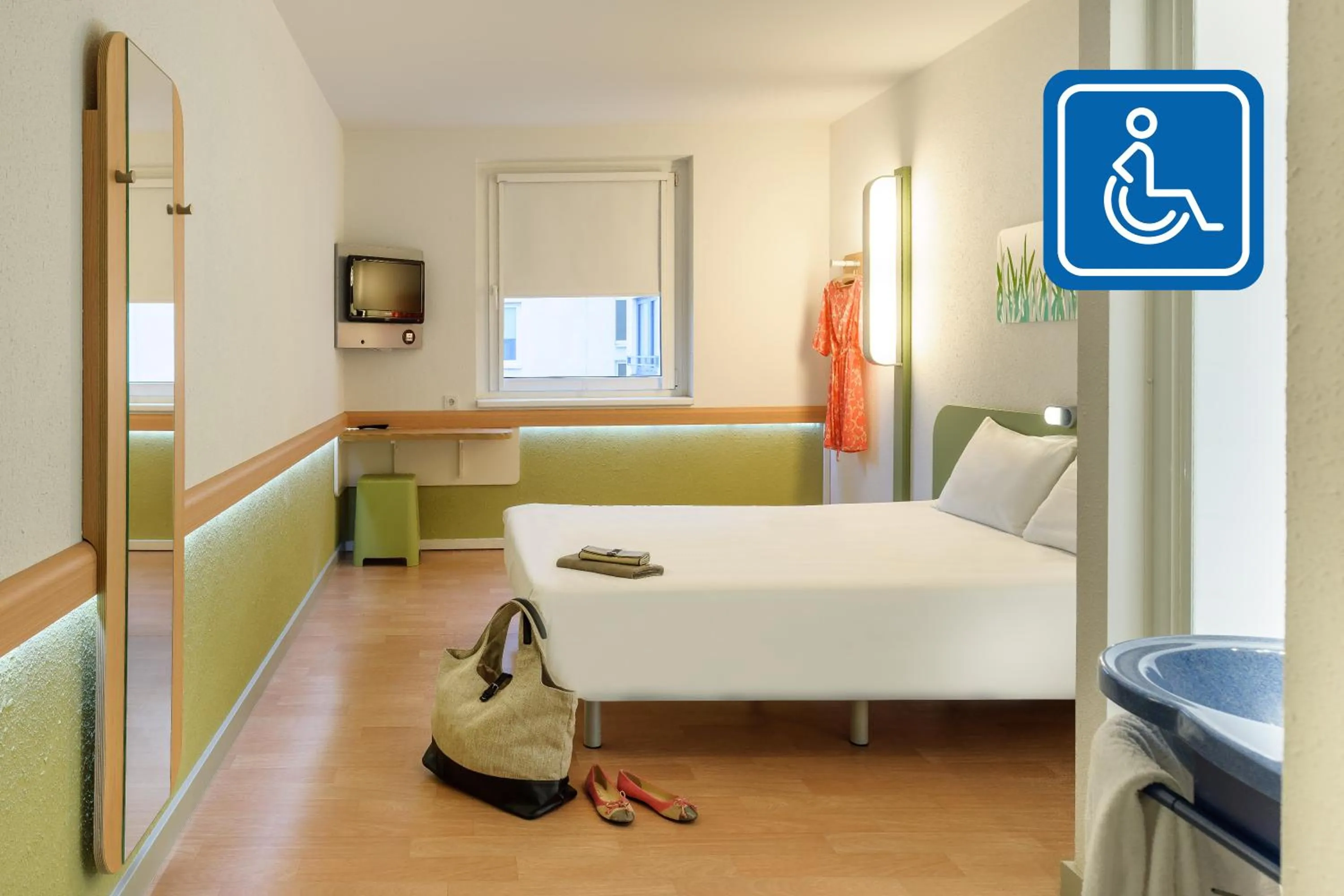 Bedroom, Bed in Ibis budget Wien Sankt Marx