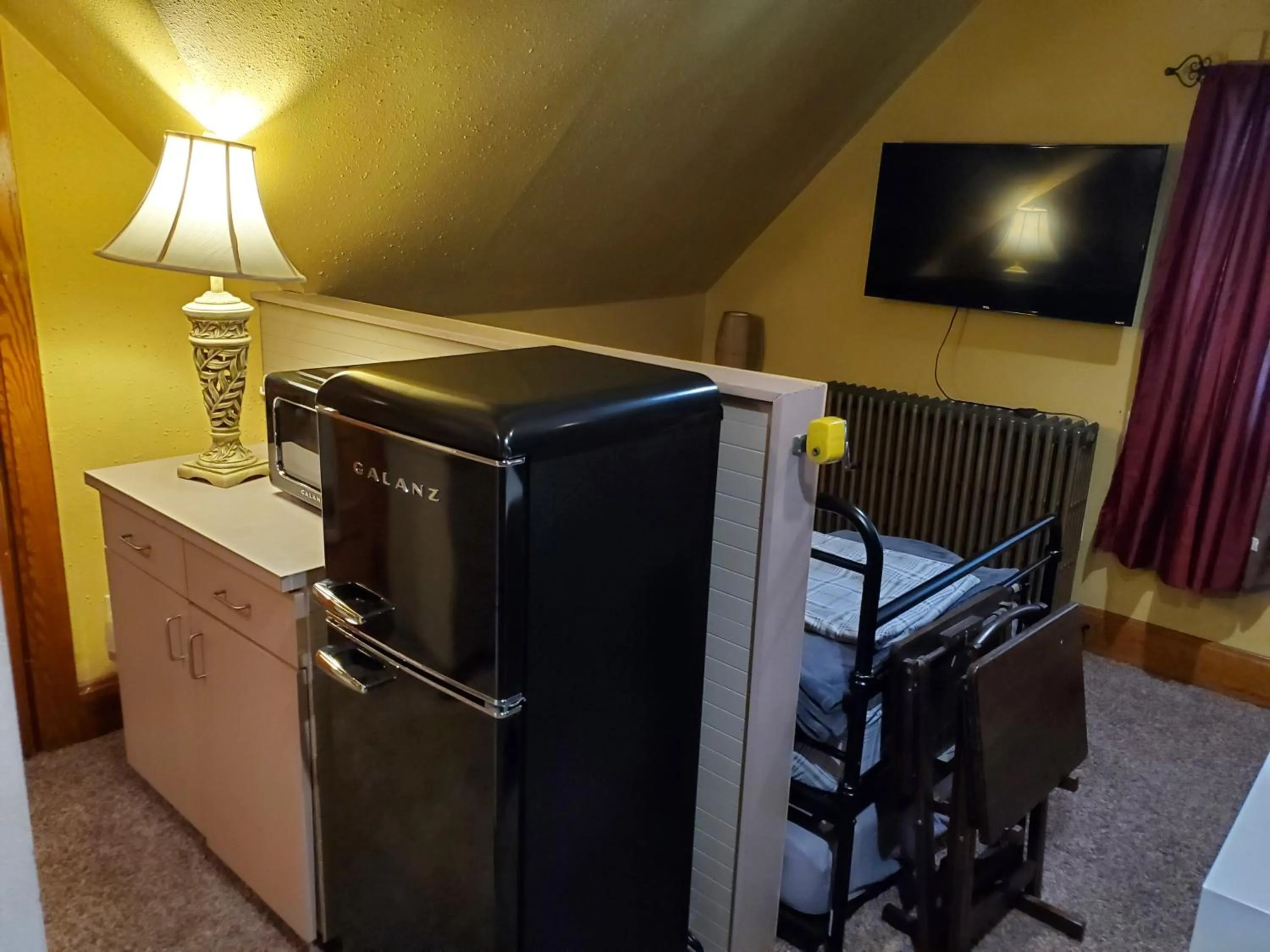 TV and multimedia in Historic Victorian Inn