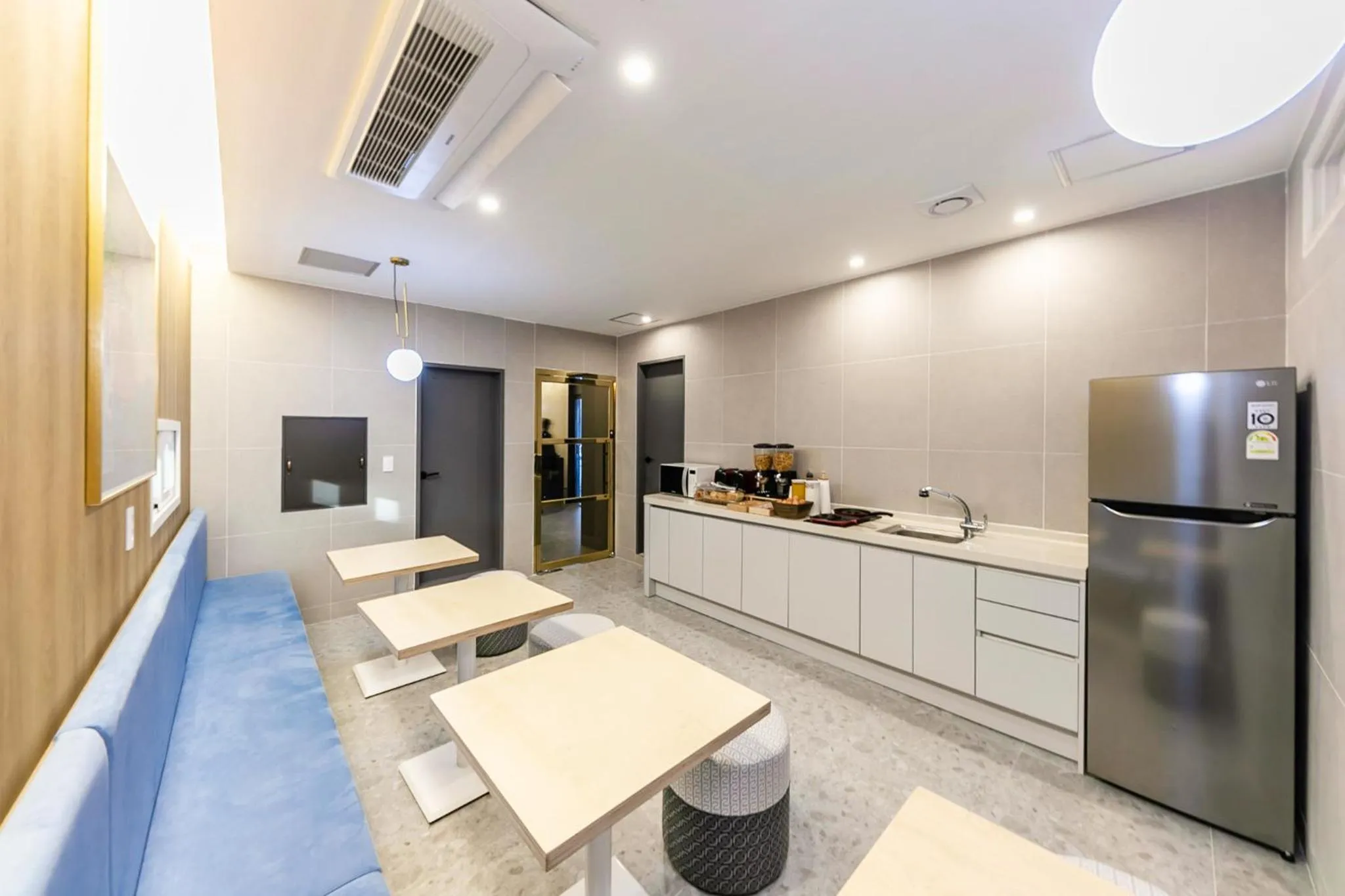 Property building in Browndot Hotel Sasang Renecite