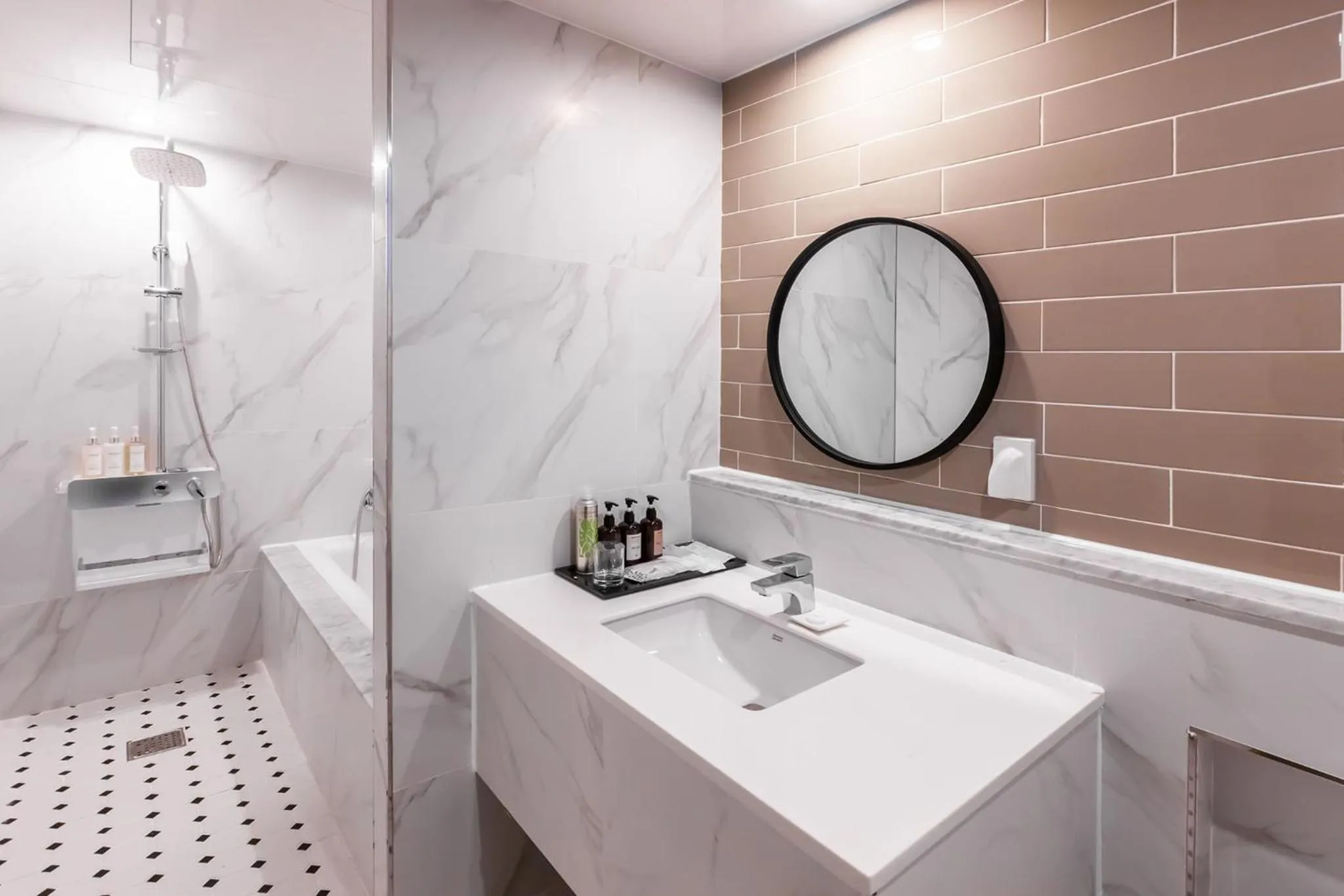 Browndot Hotel Sasang Renecite