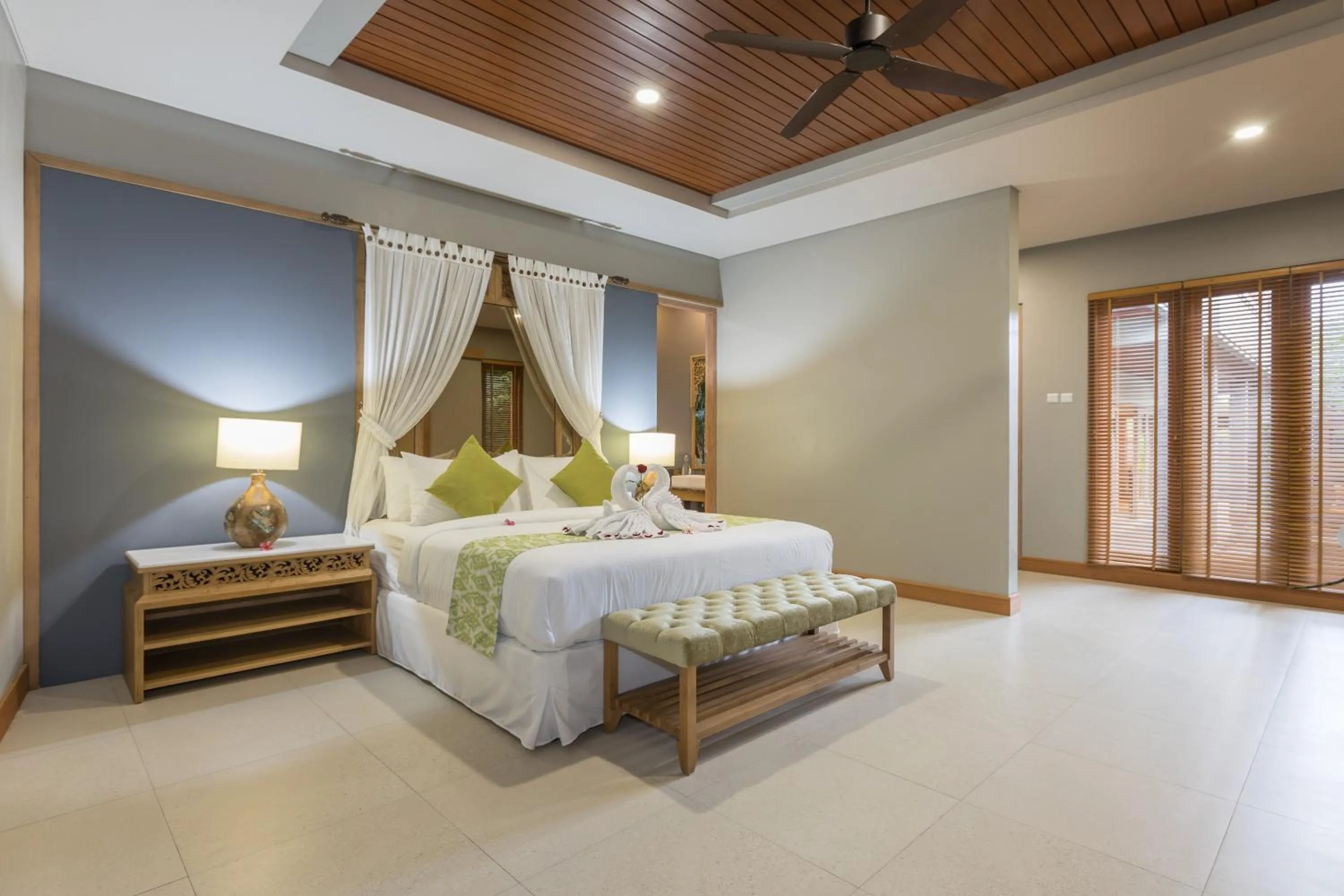 Photo of the whole room, Bed in Villa Daun Canggu by Premier Hospitality Asia