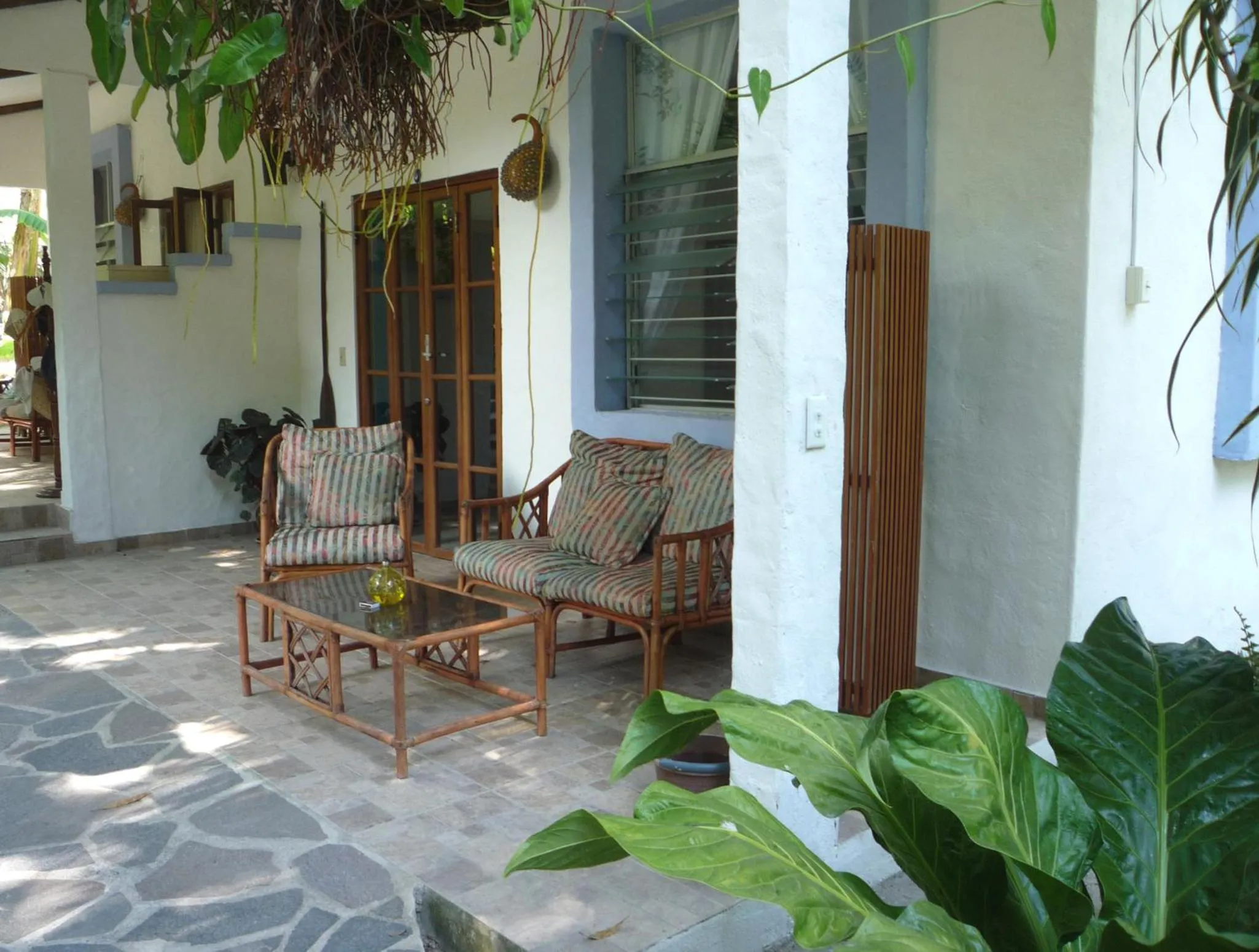 Garden view in Togo B&B Farallon