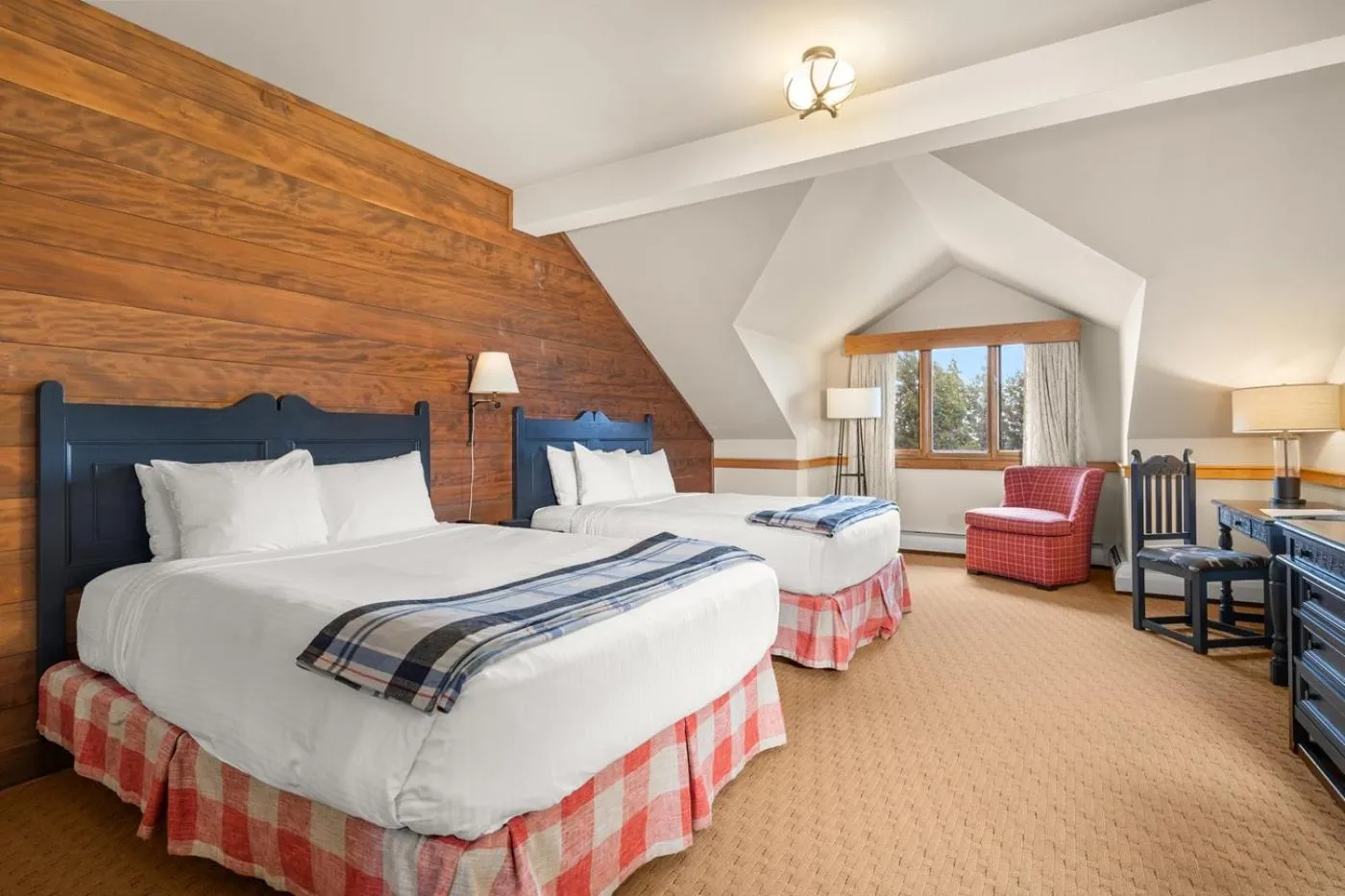 Bedroom, Bed in von Trapp Family Lodge & Resort