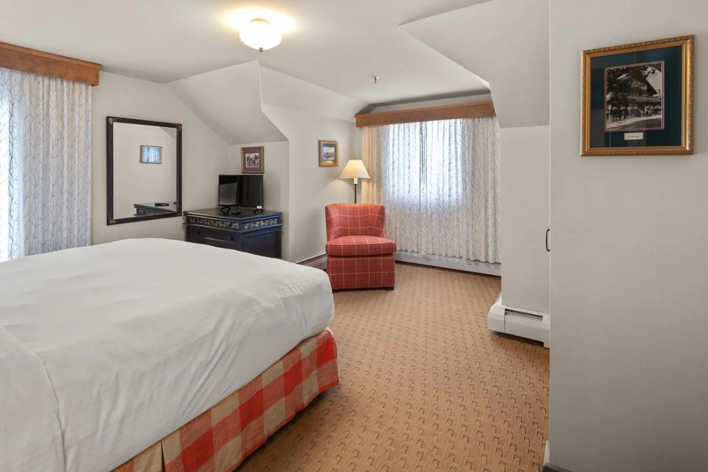 Bedroom, Bed in von Trapp Family Lodge & Resort