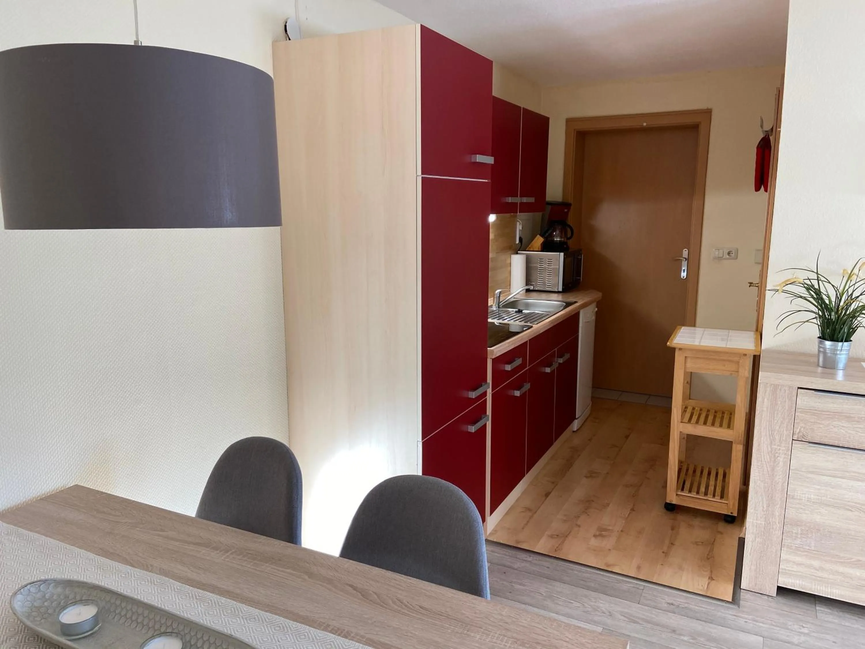 Kitchen or kitchenette in Ferienwohnung Schaub