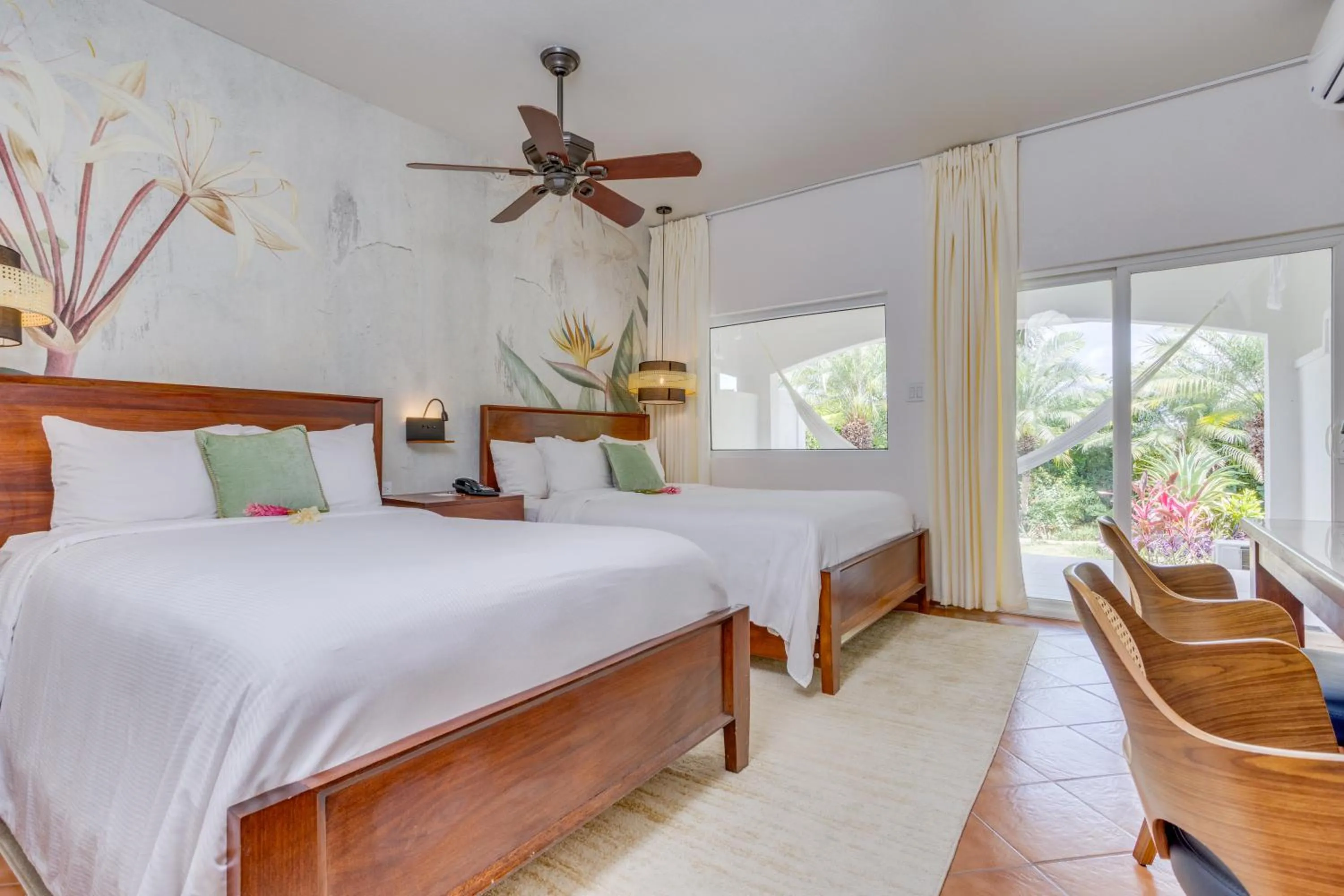 Bed in San Ignacio Resort Hotel