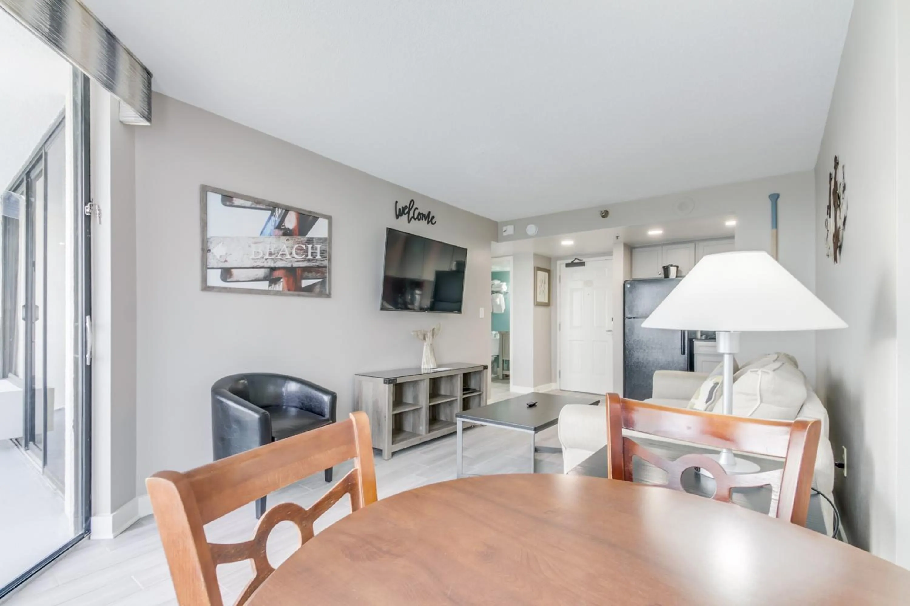 Dining area in Ocean-Front Condos at Patricia Grand