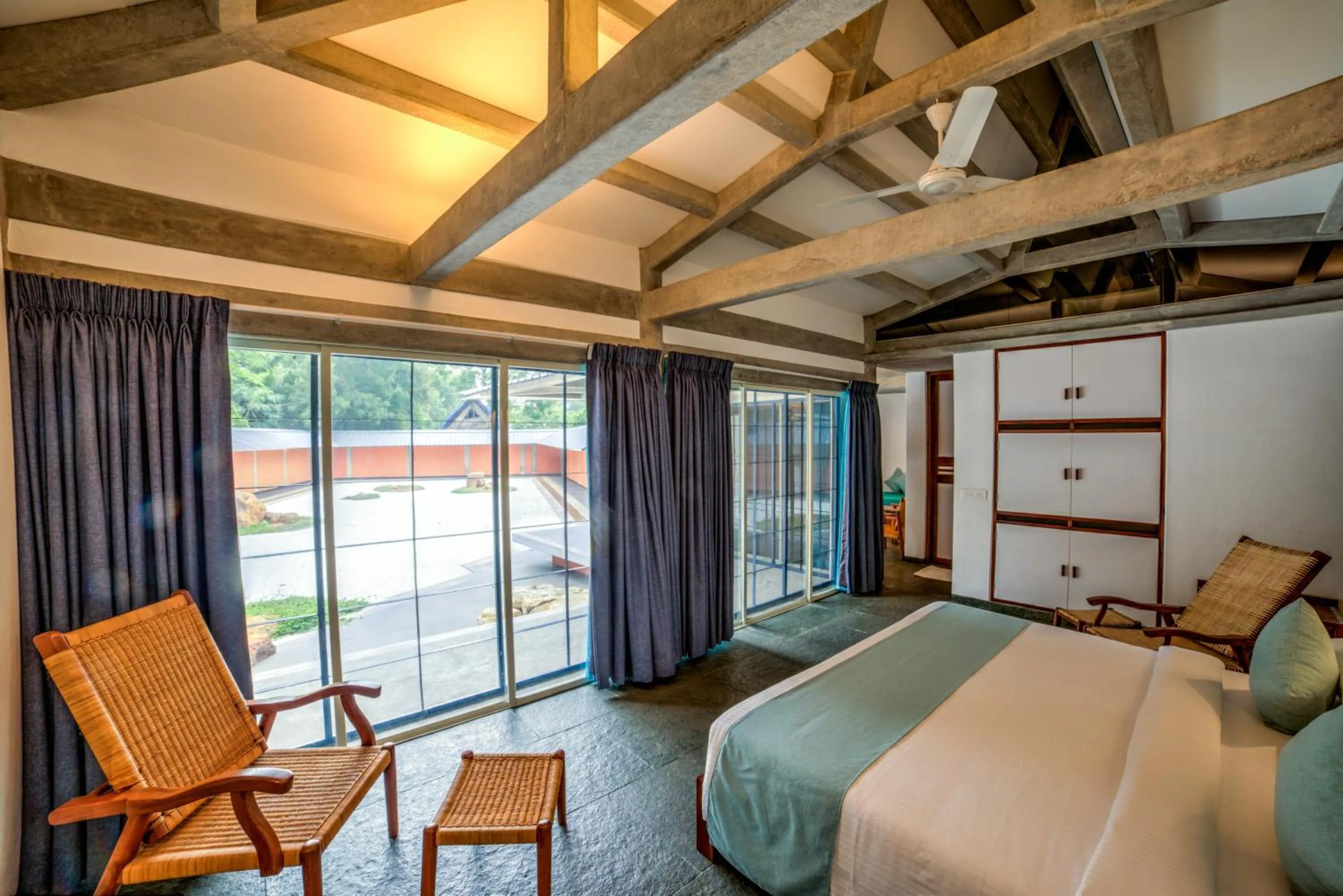 Living room, Bed in Sanctuary Amaidiyana - A CGH Earth Experience