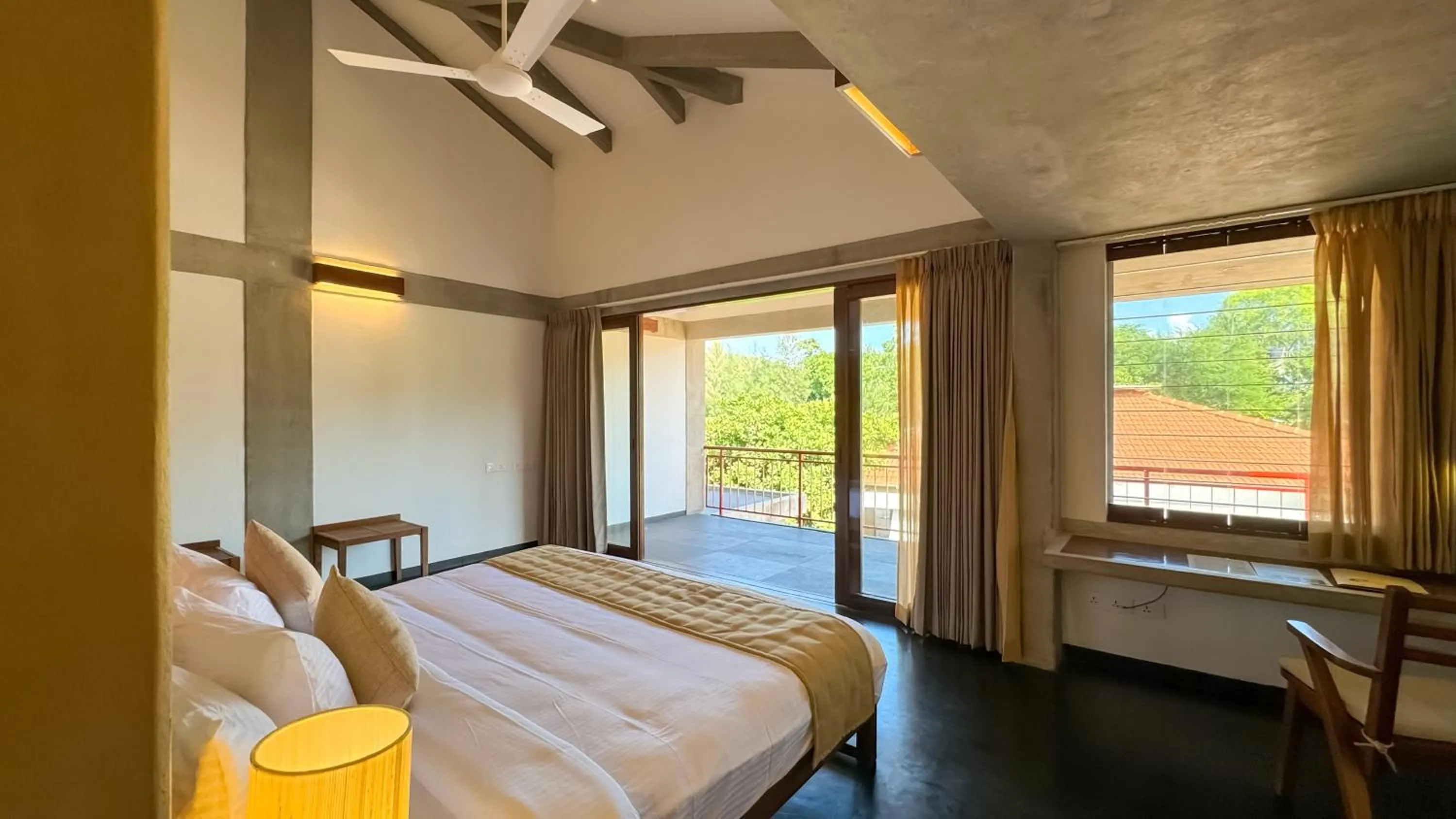 Bed in Sanctuary Amaidiyana - A CGH Earth Experience