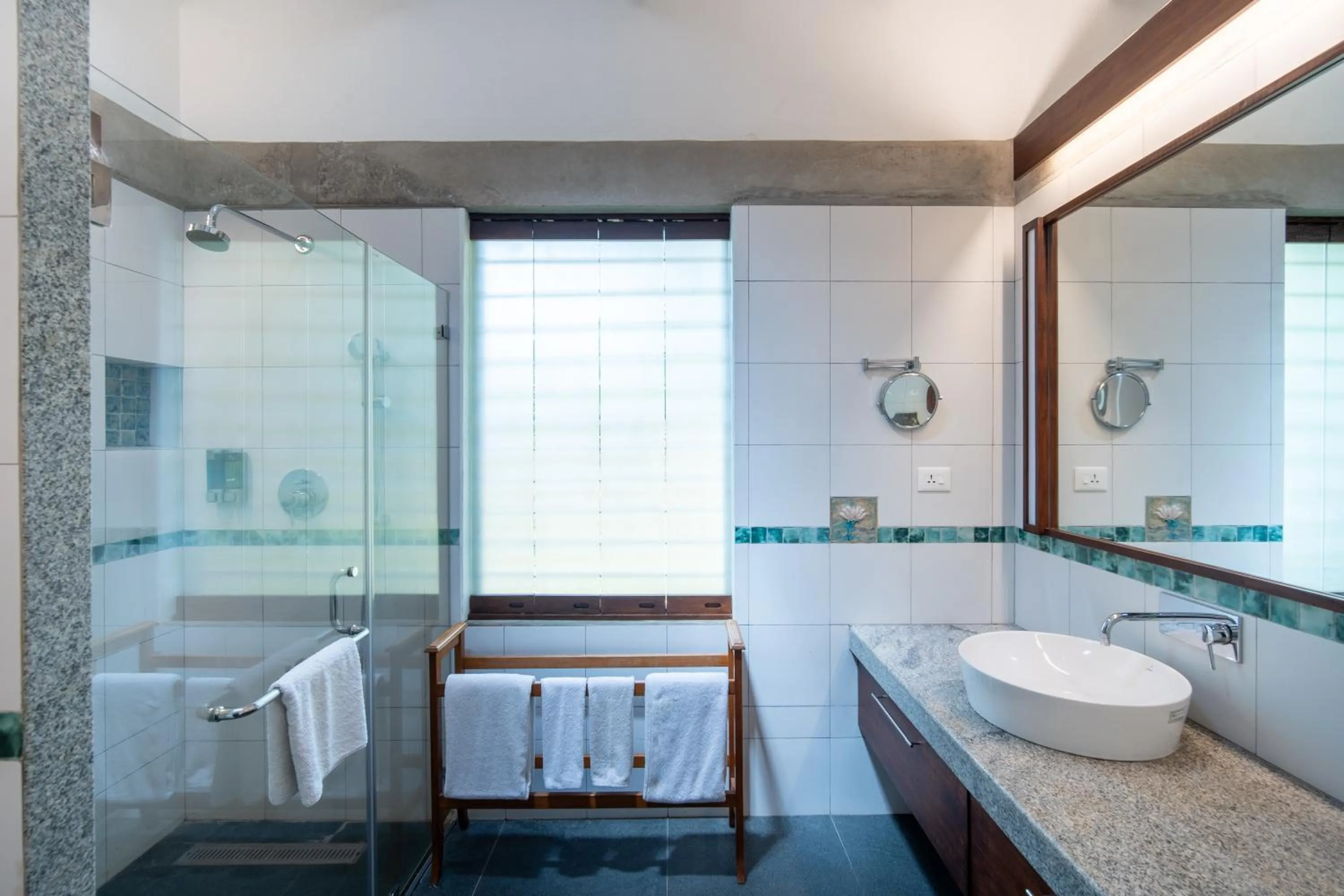 Shower in Sanctuary Amaidiyana - A CGH Earth Experience
