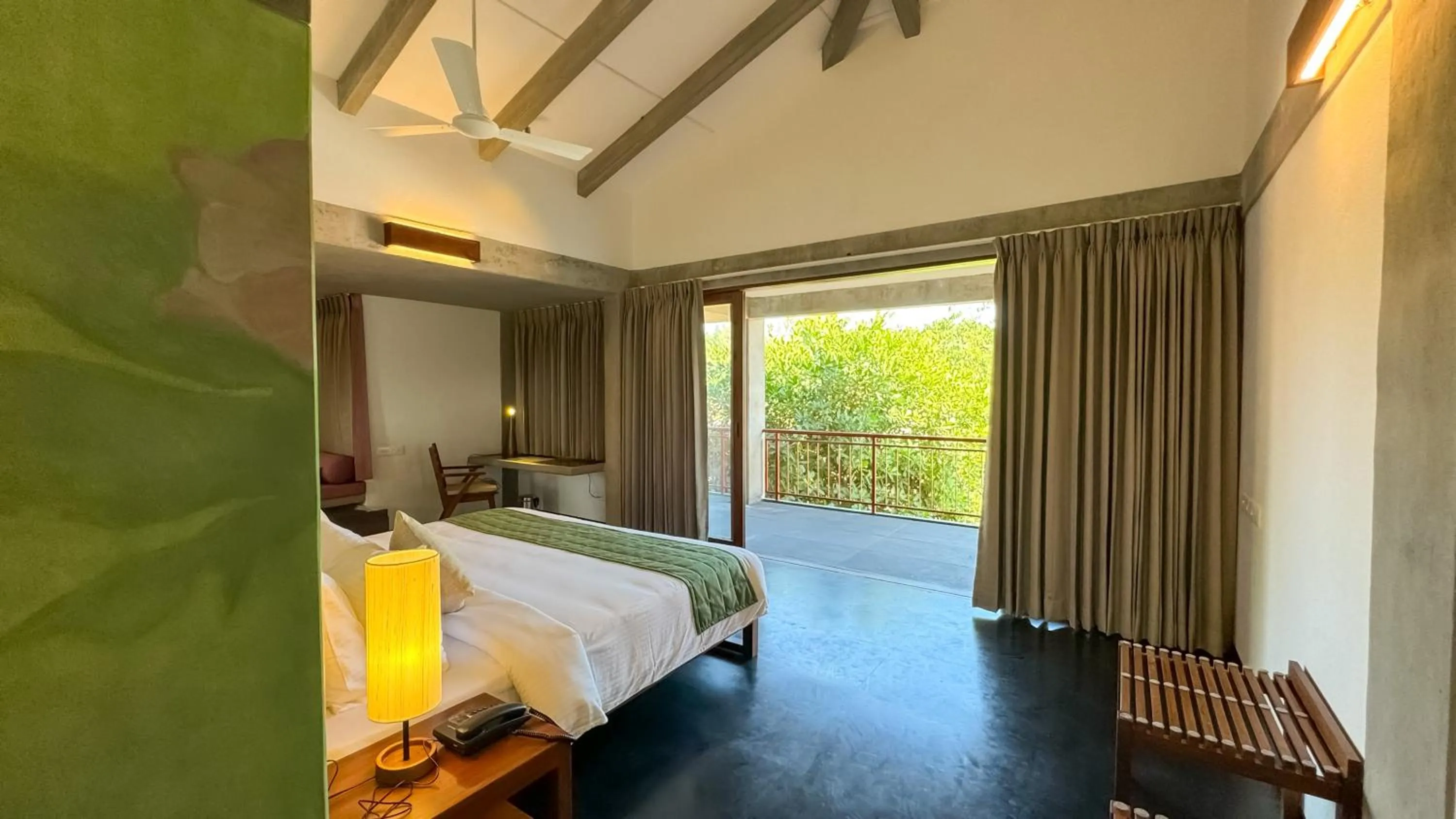 Bed in Sanctuary Amaidiyana - A CGH Earth Experience