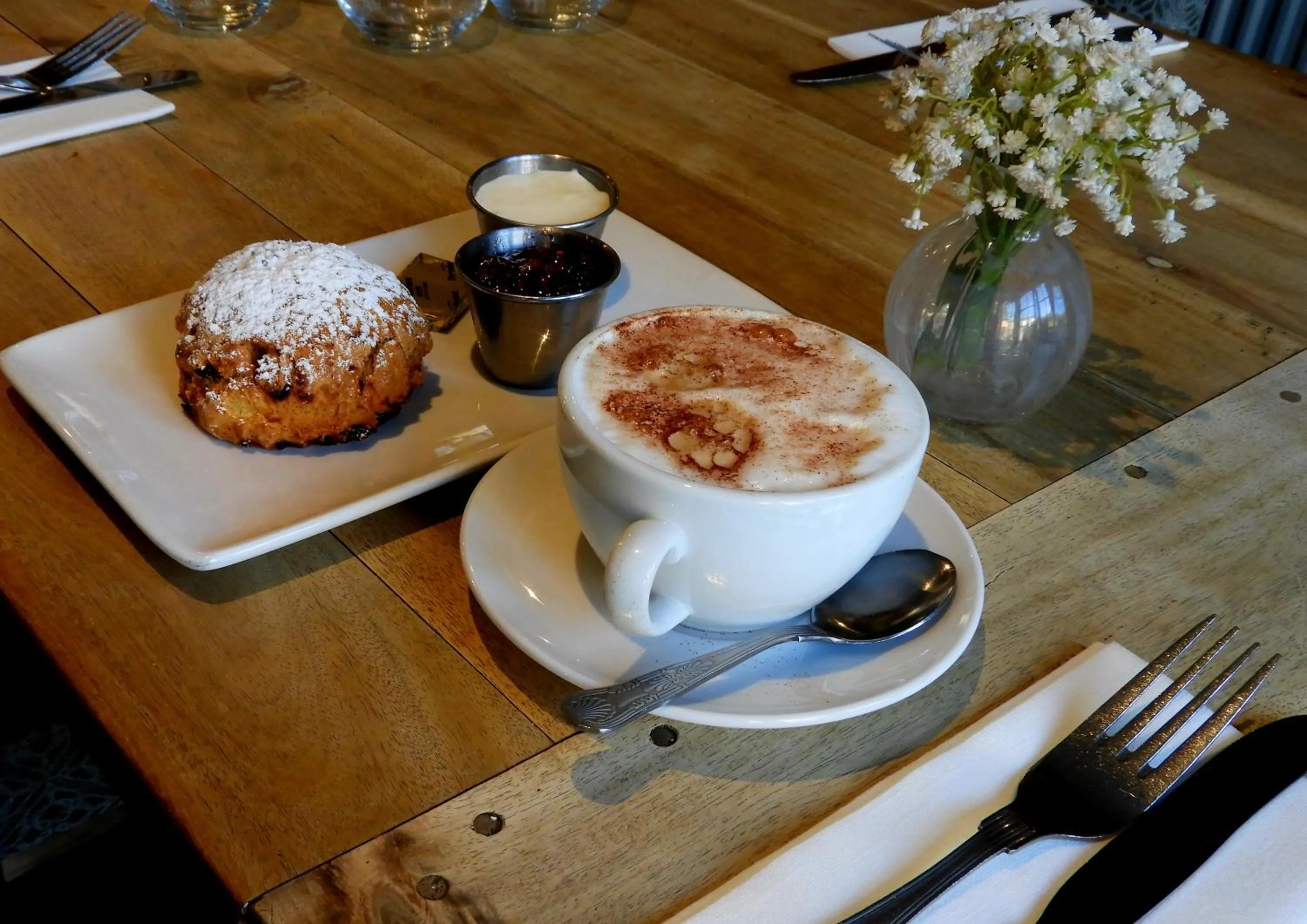 Restaurant/places to eat in Conyngham Arms Hotel