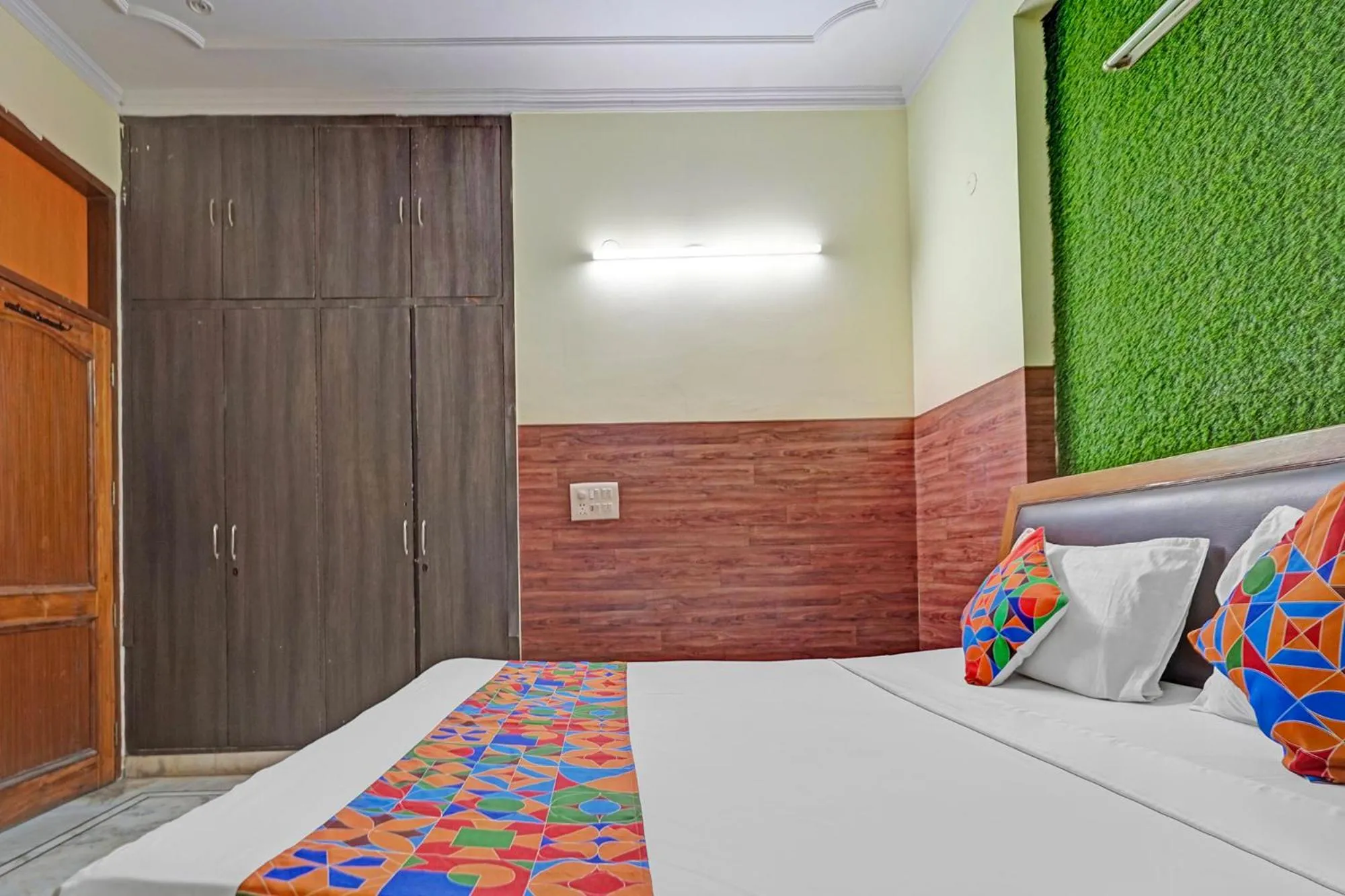 Bed in FabHotel The Everest 43