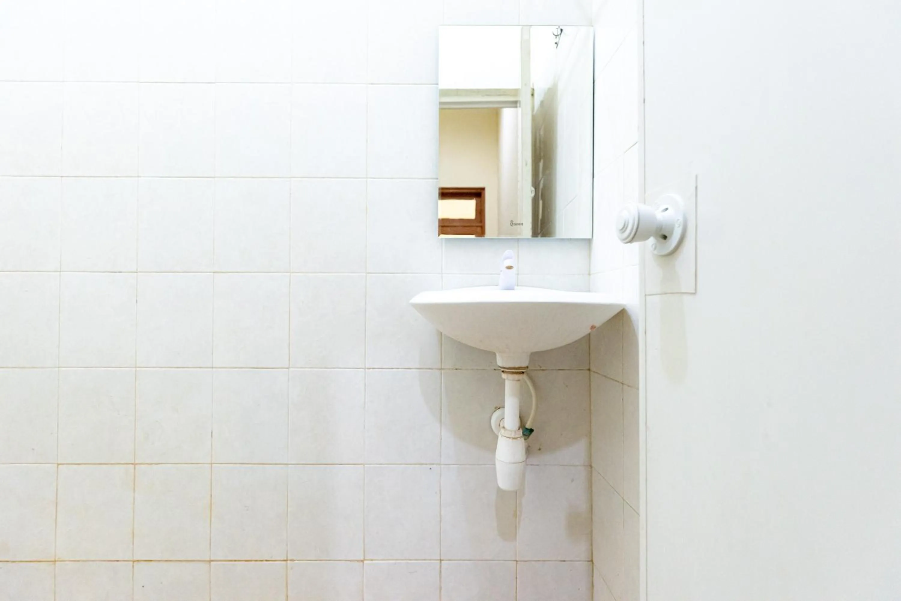 Bathroom in RedDoorz near Kelapa Gading