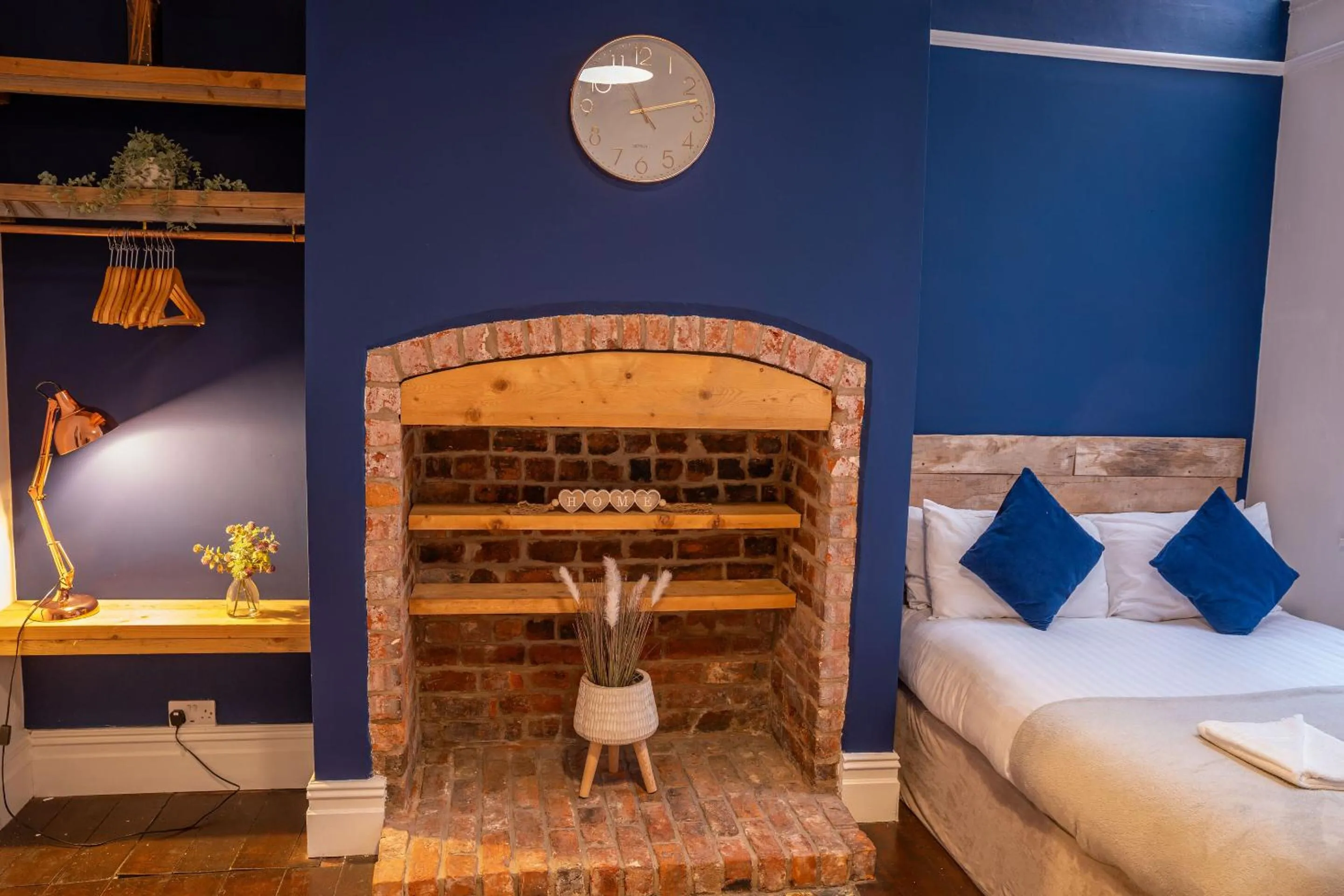 Bedroom, Bed in Sapphire House By Sasco