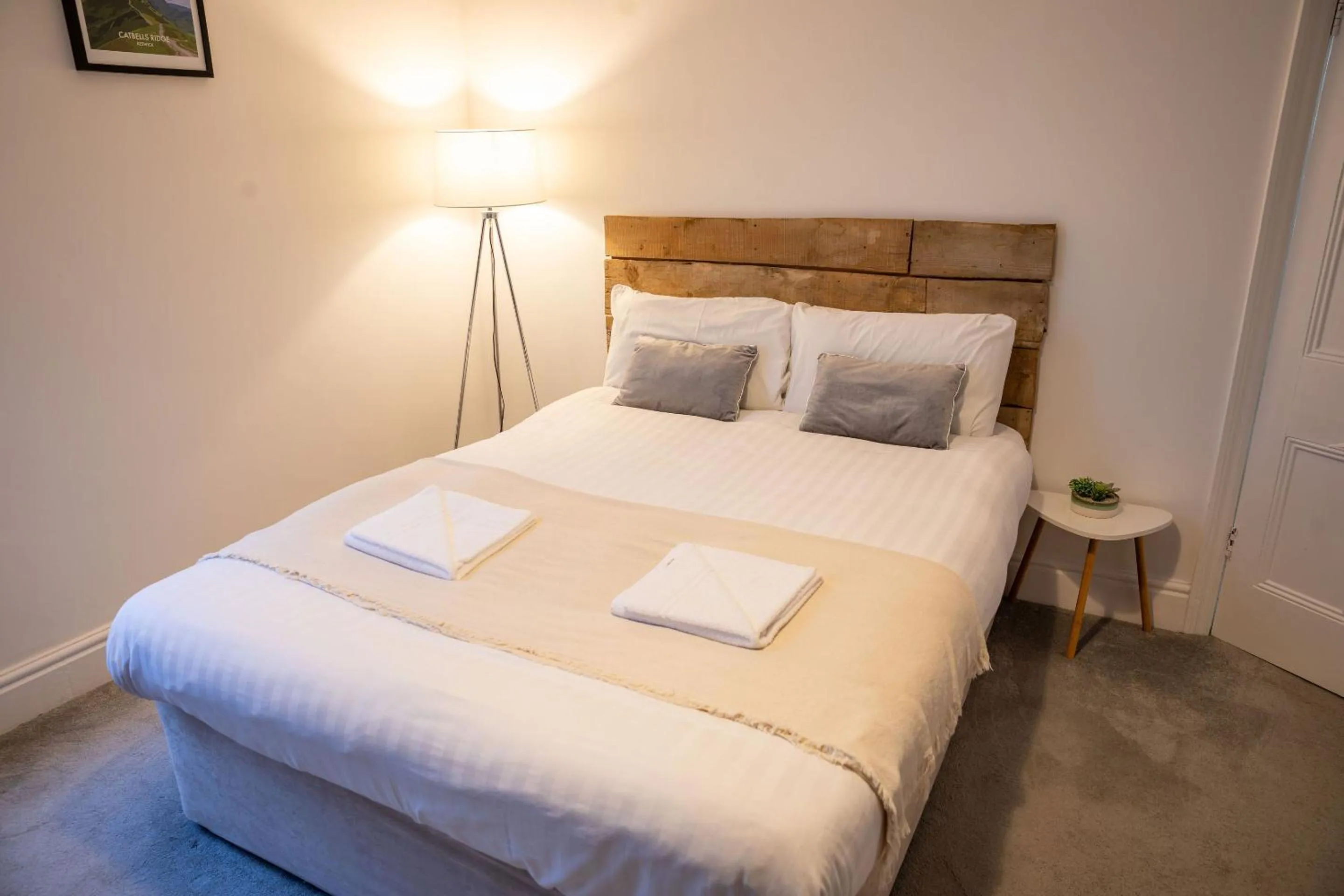 Bedroom, Bed in Sapphire House By Sasco