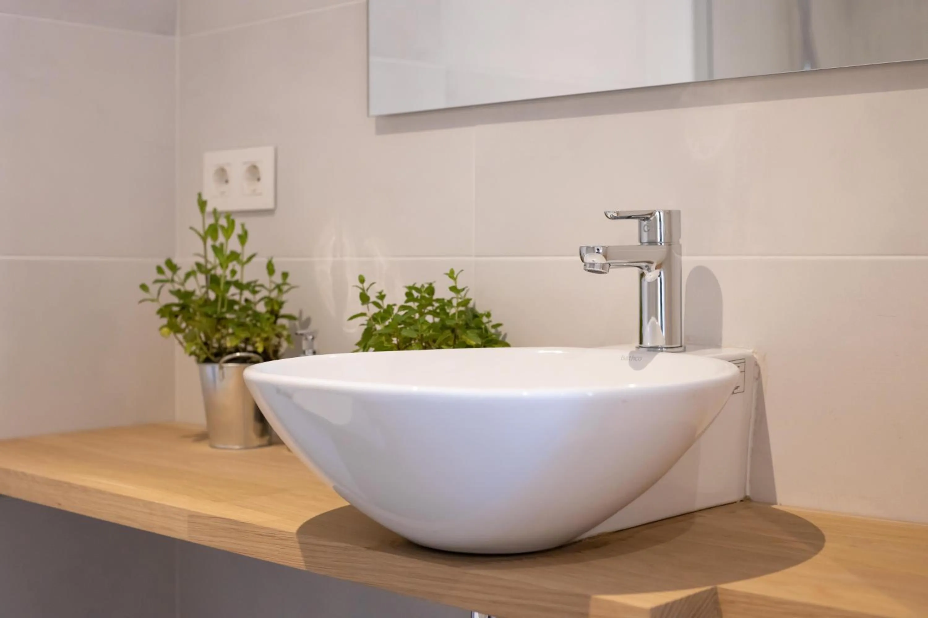Bathroom in LucasLand Apartments Barcelona
